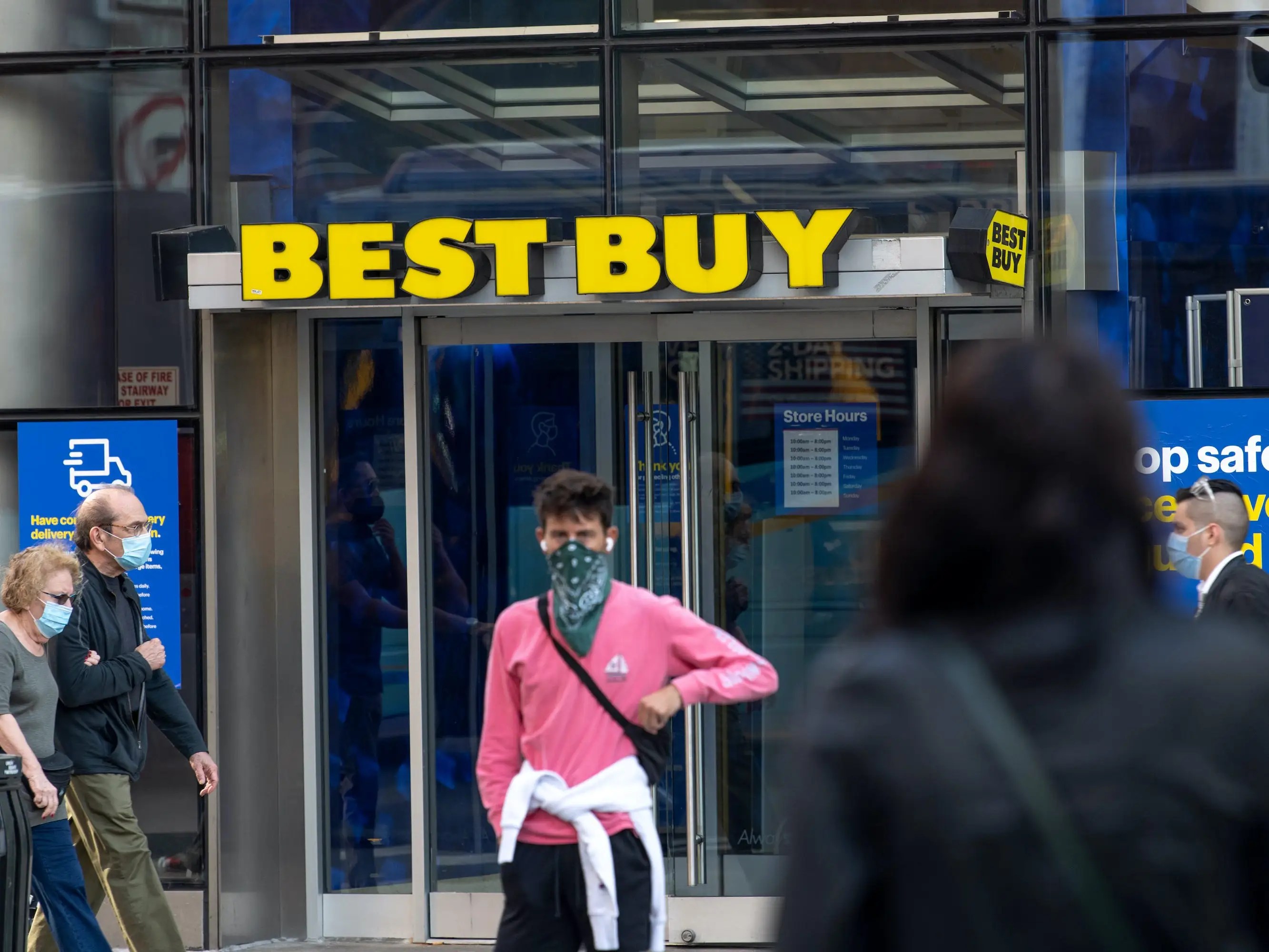 Best Buy Closing US Stores Syracuse, Carbondale, Arlington, Brockton