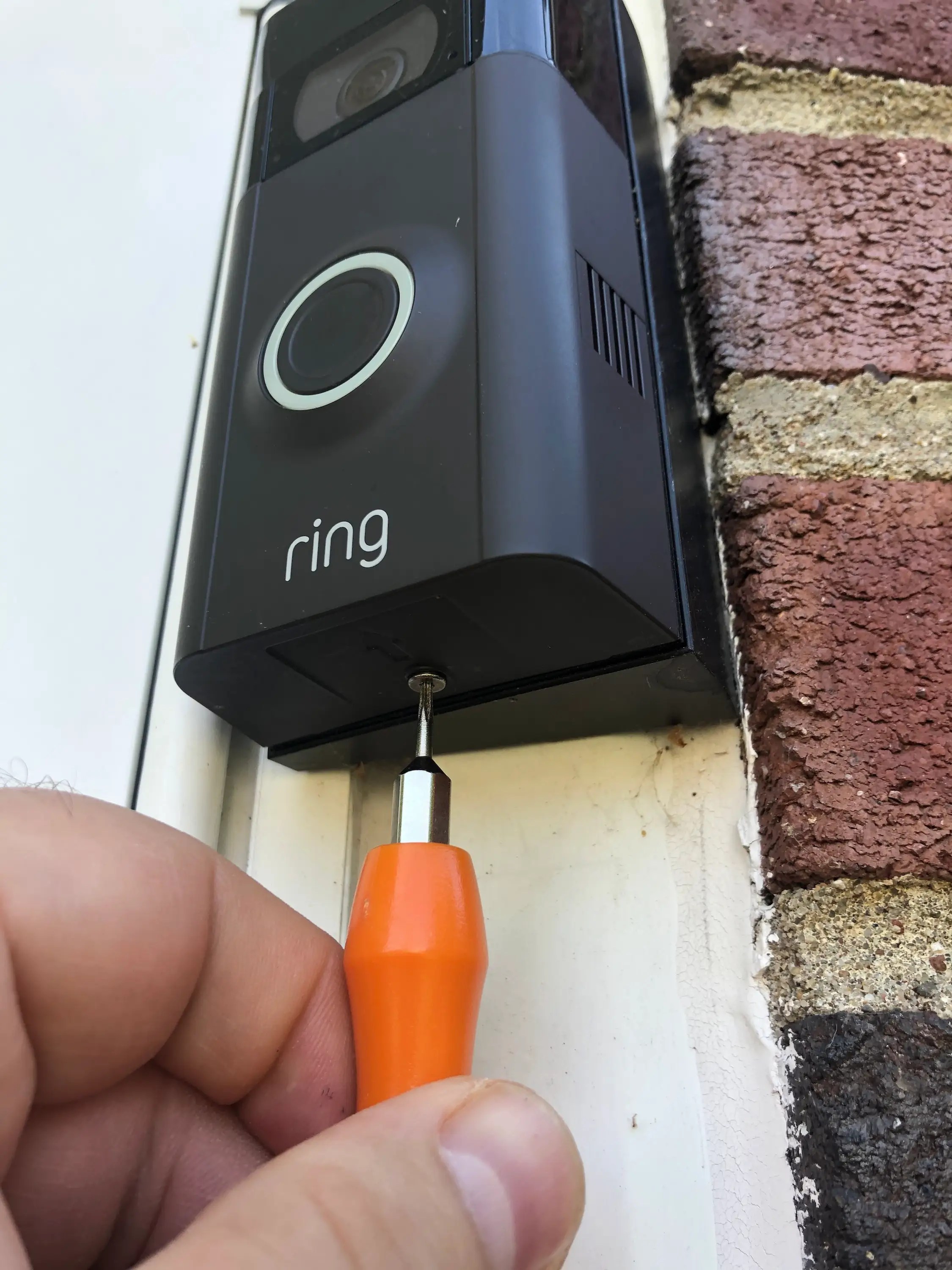 How To Charge Your Ring Doorbell When The Battery Gets Low - parys