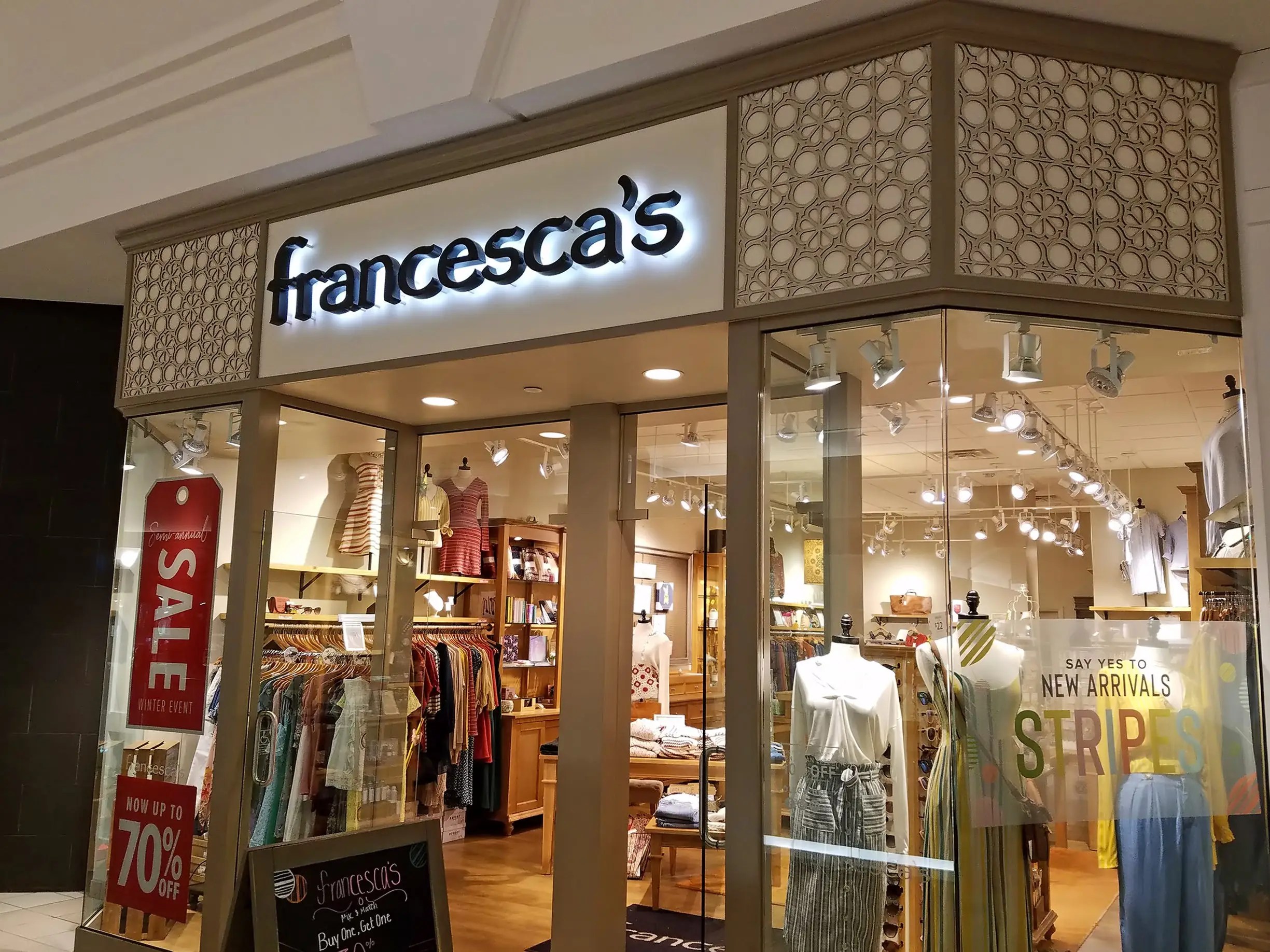 Clothing stores that have announced closures