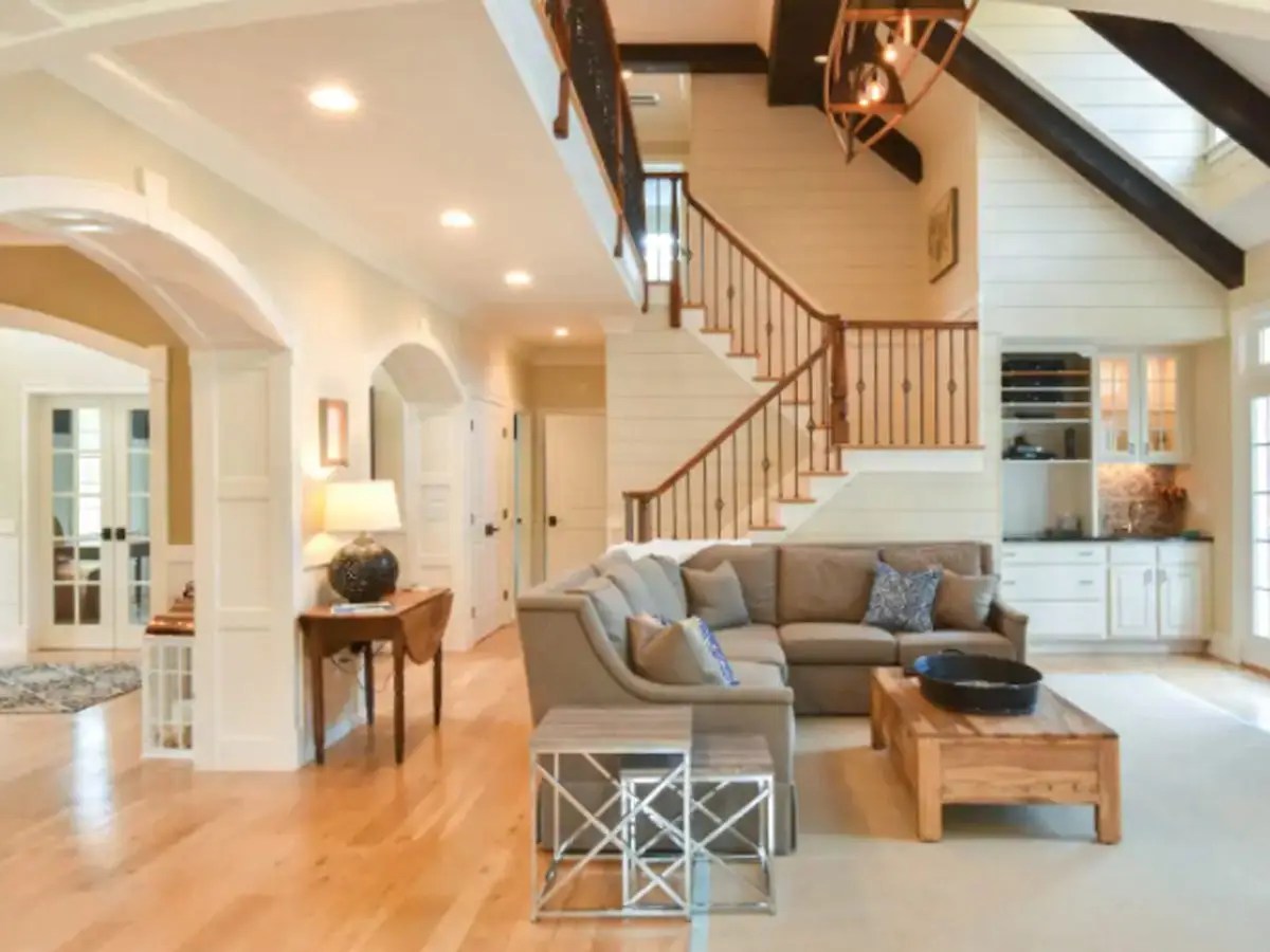 Airbnb Luxe is a collection of vetted luxury homes with standout