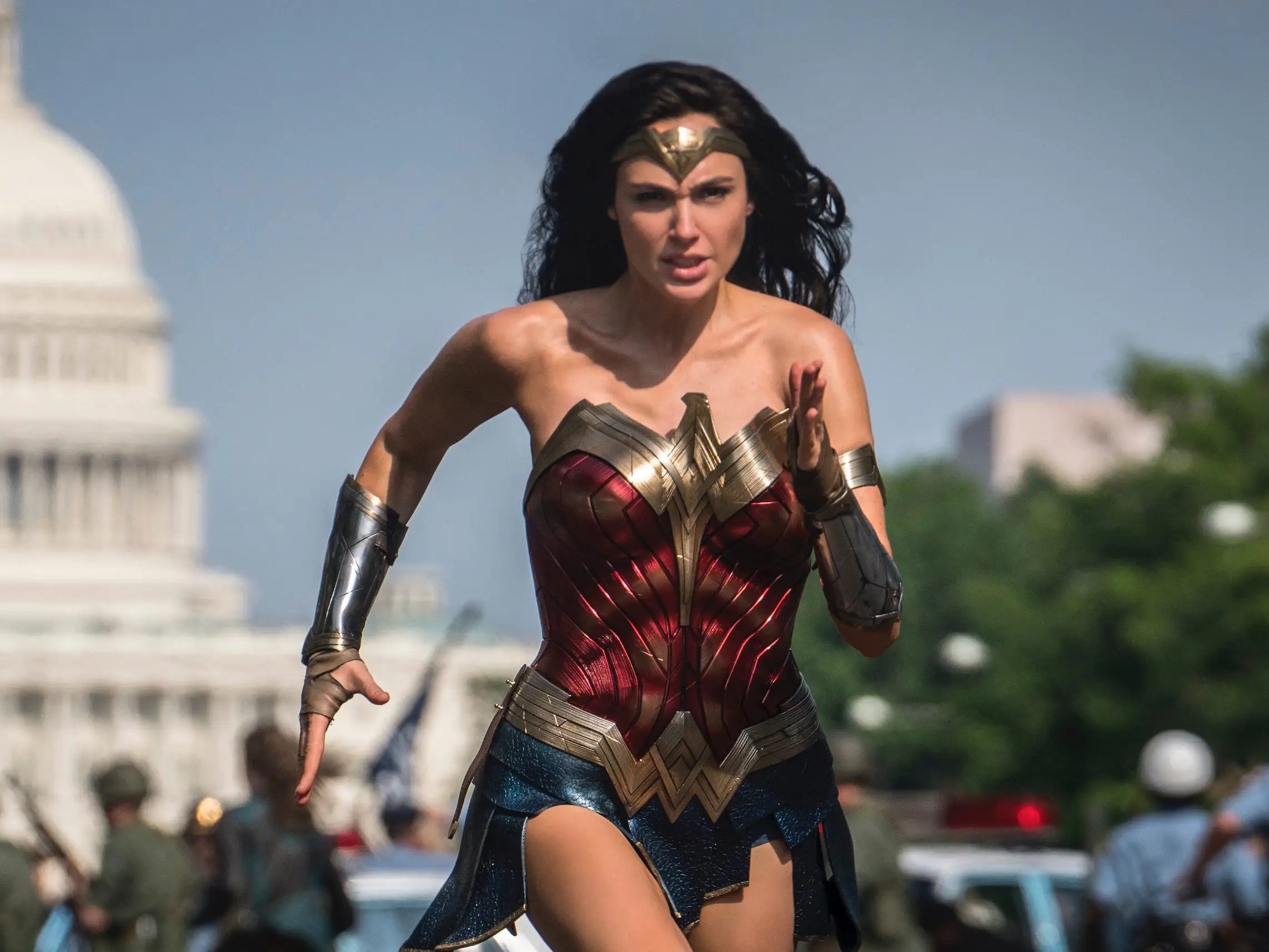 Here's the cast of 'Wonder Woman 1984' and who they're playing