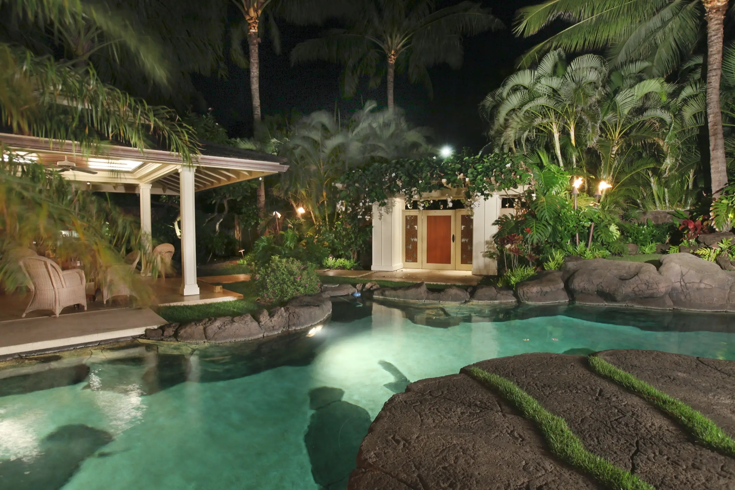 Inside the 4,500anight Hawaiian estate where the Obamas and