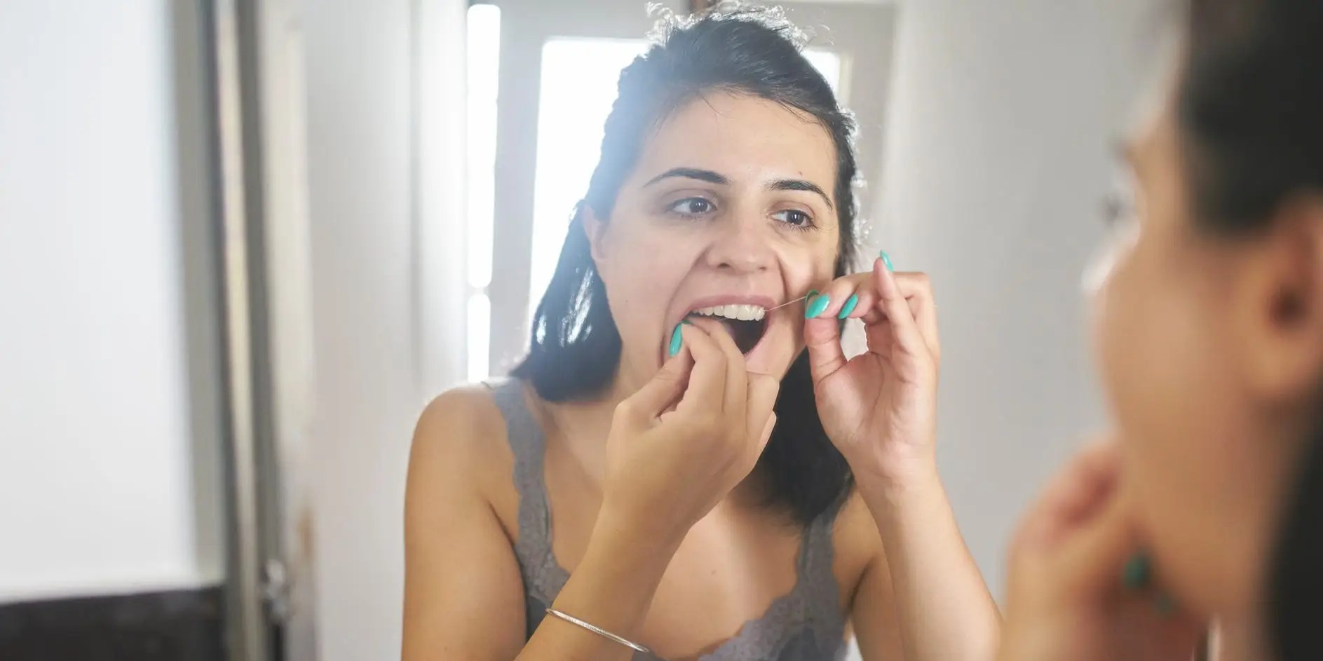 4 reasons why you should always floss before you brush, according to