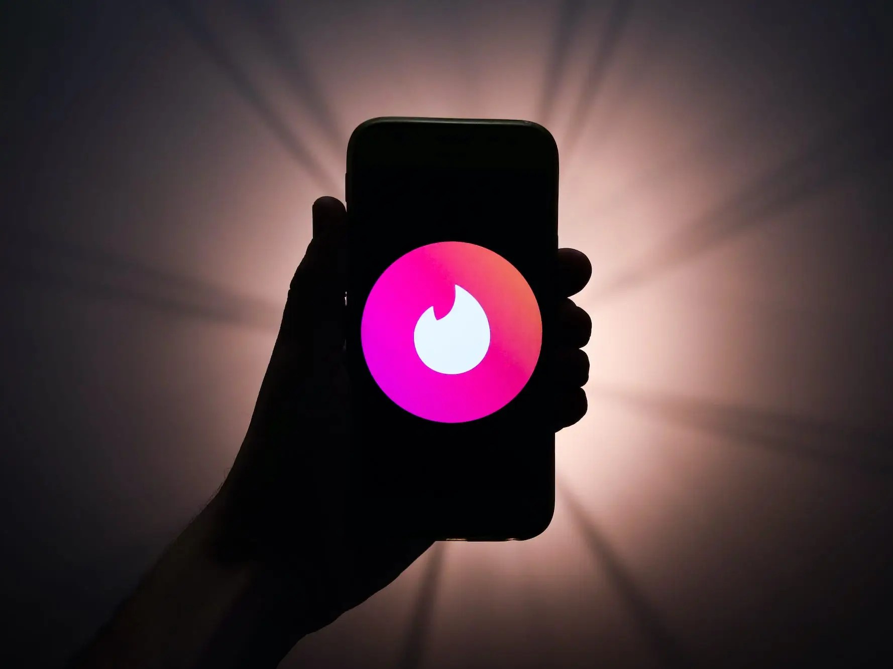 Tinder Background Checks for Matches to Decrease Gender Violence