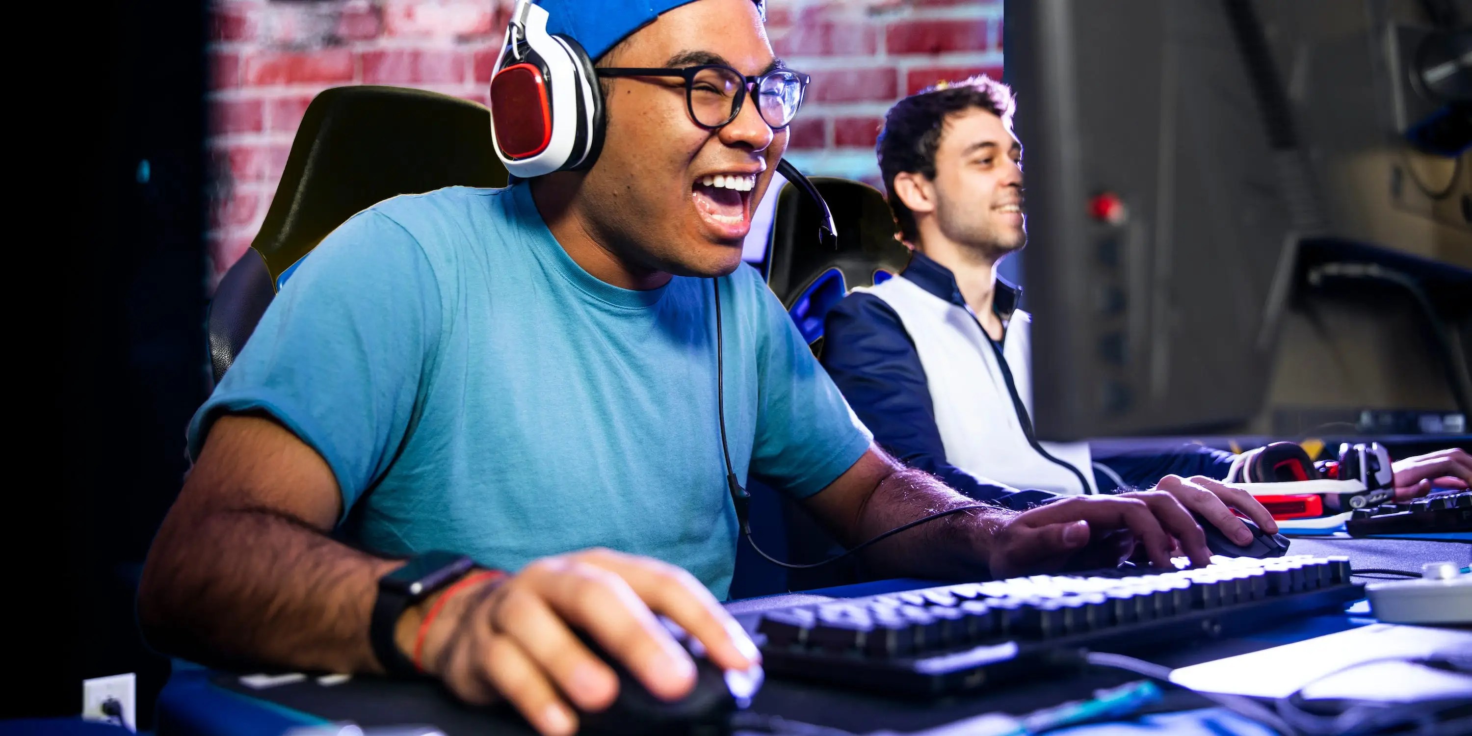 What does GG mean? How to wish others a good game online Mobi me