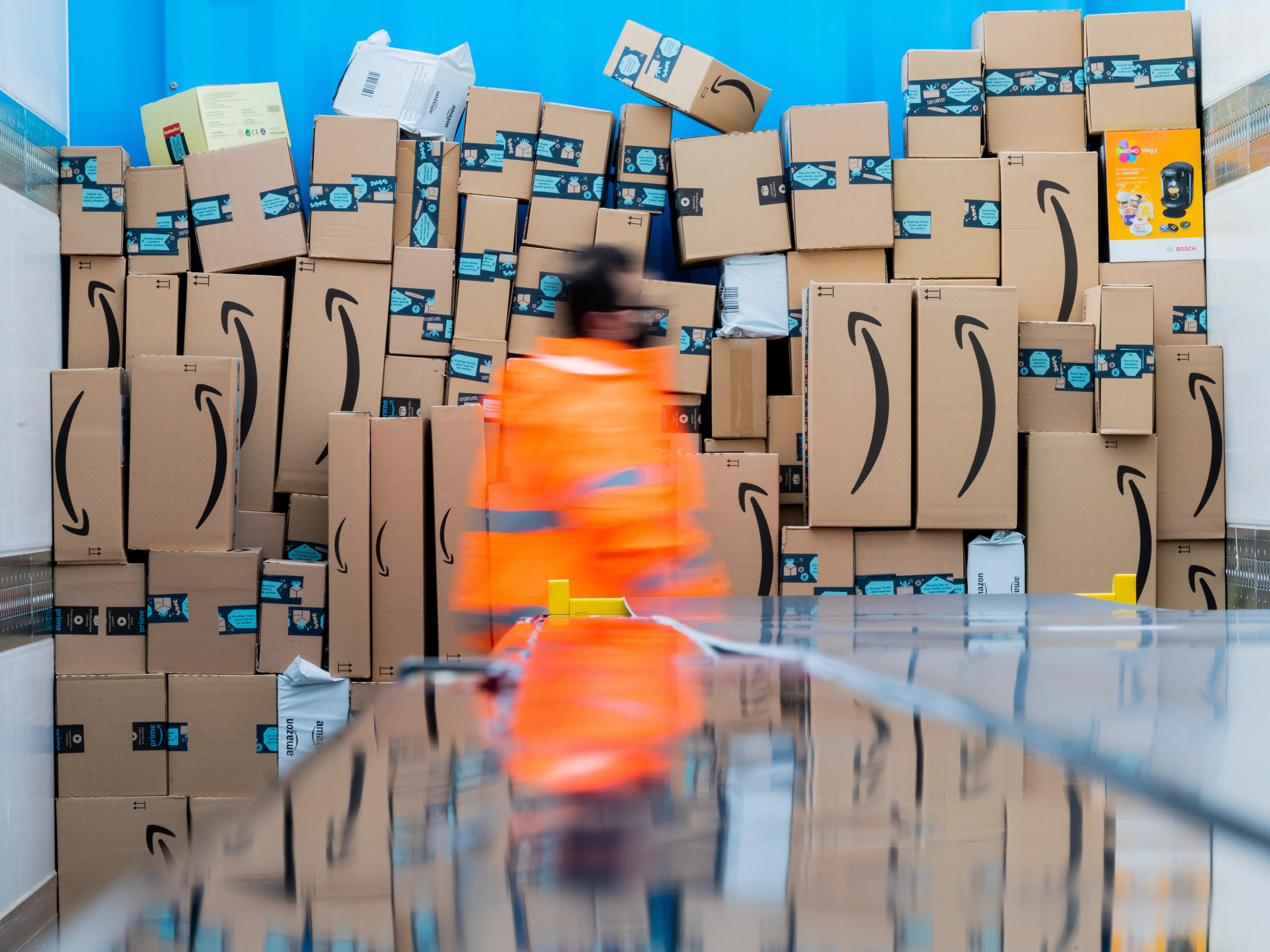 Amazon apologized for a snarky tweet and acknowledged its delivery