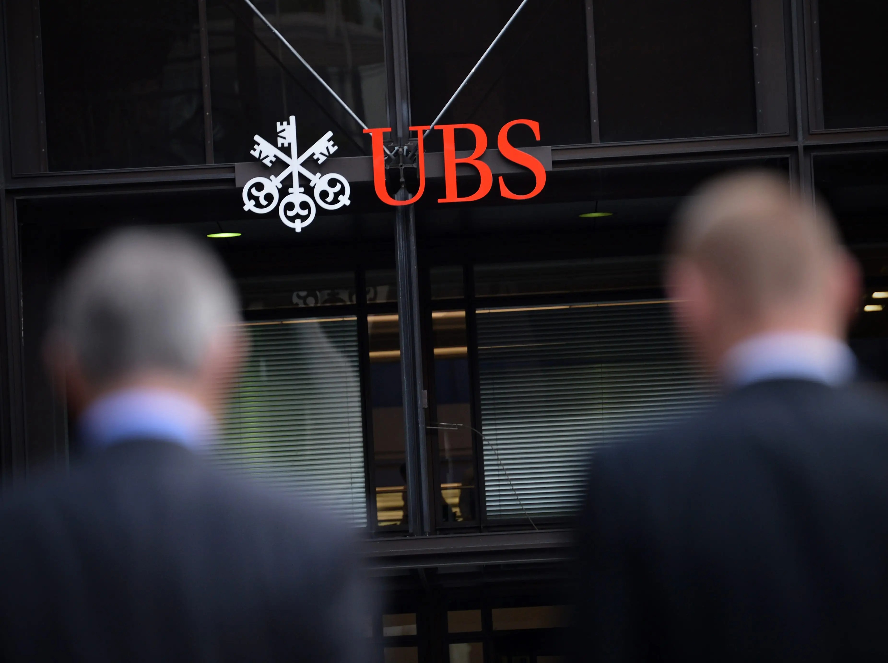 SVB Leerink Hires Jason Auerbach, Team of Senior TMT Bankers From UBS