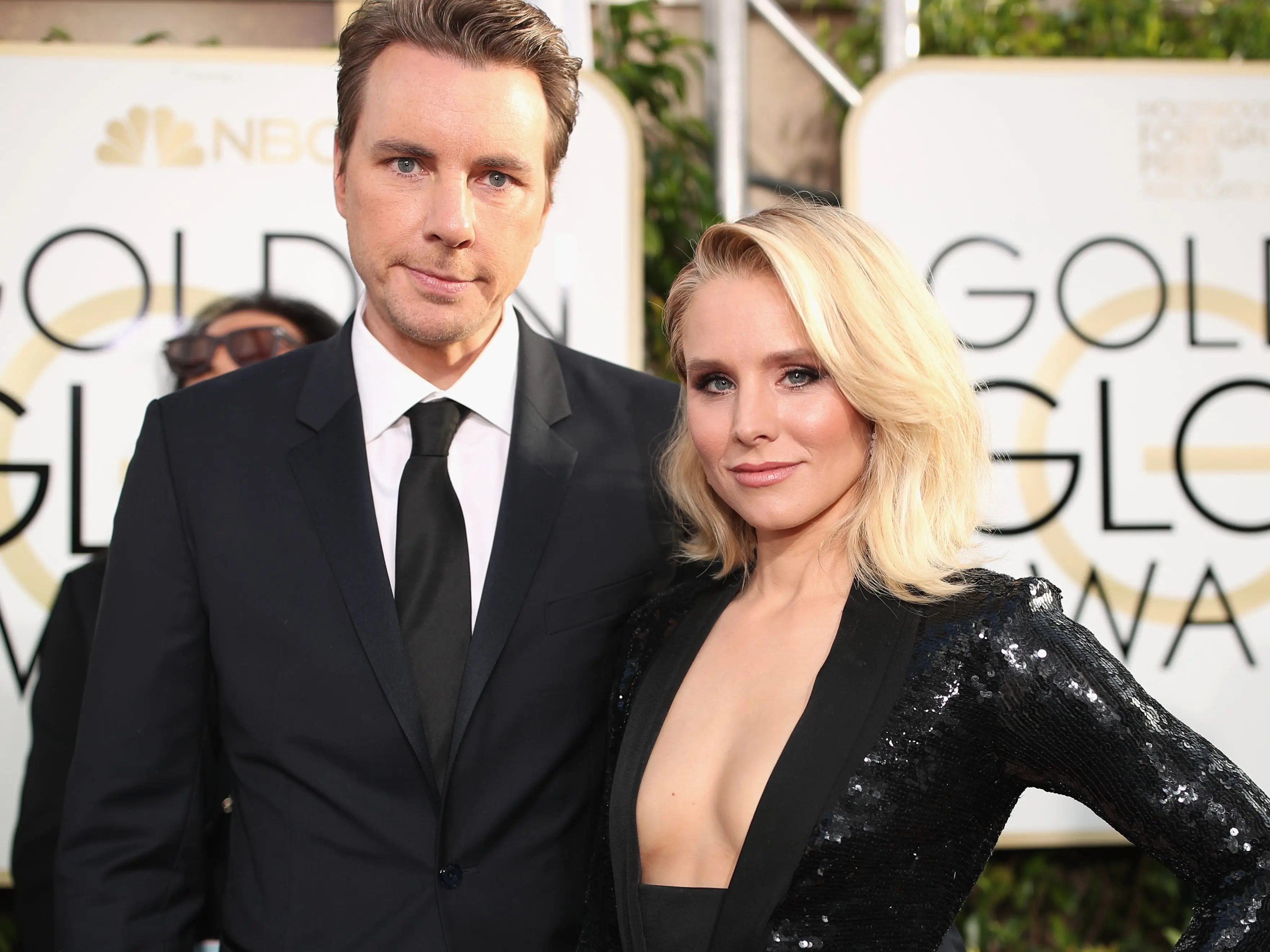 Dax Shepard Keeps Drug Tests at Home so Kristen Bell Can Test Him