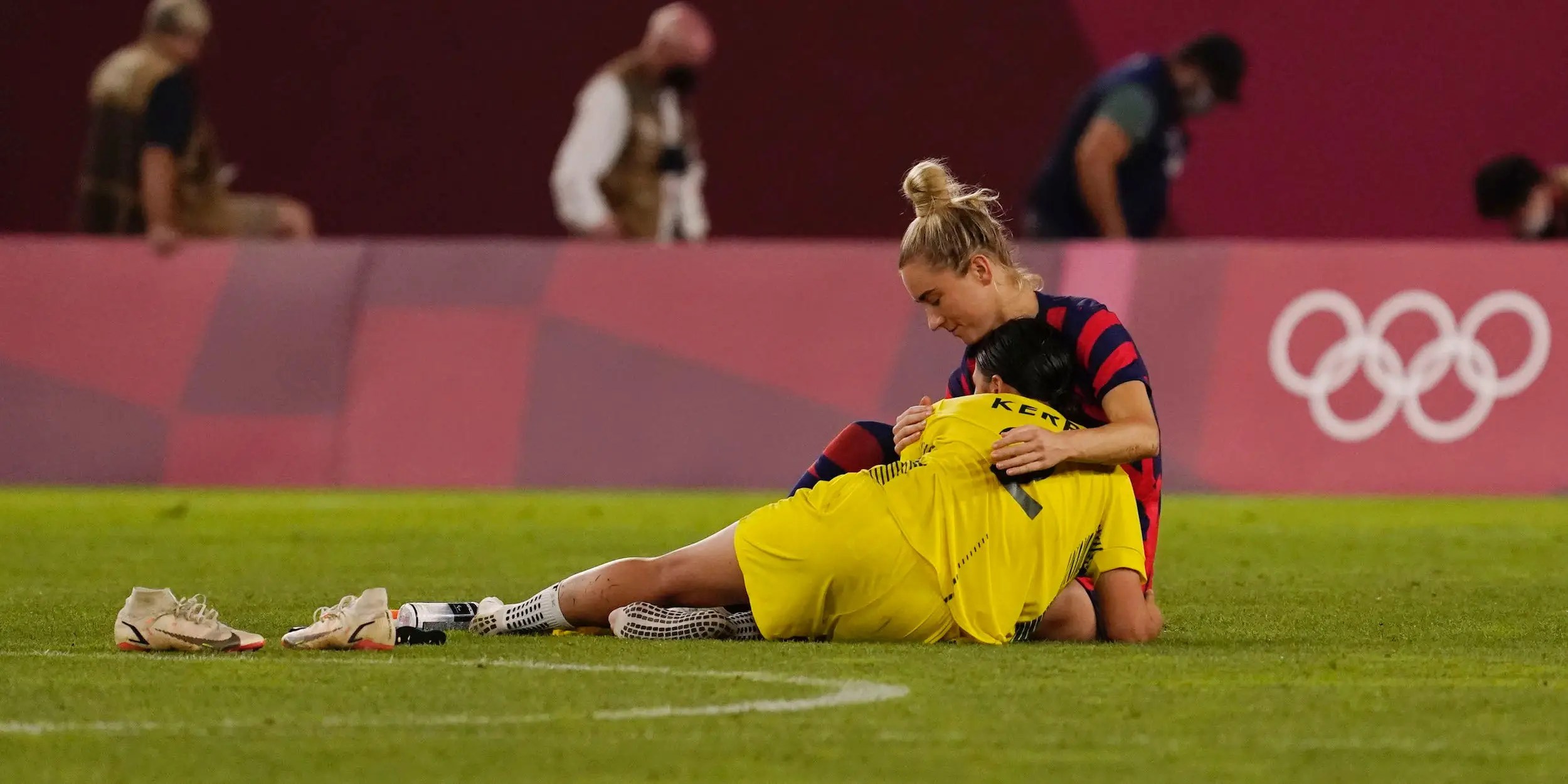 Team USA's Kristie Mewis and Aussie Star Sam Kerr Go Public As Couple