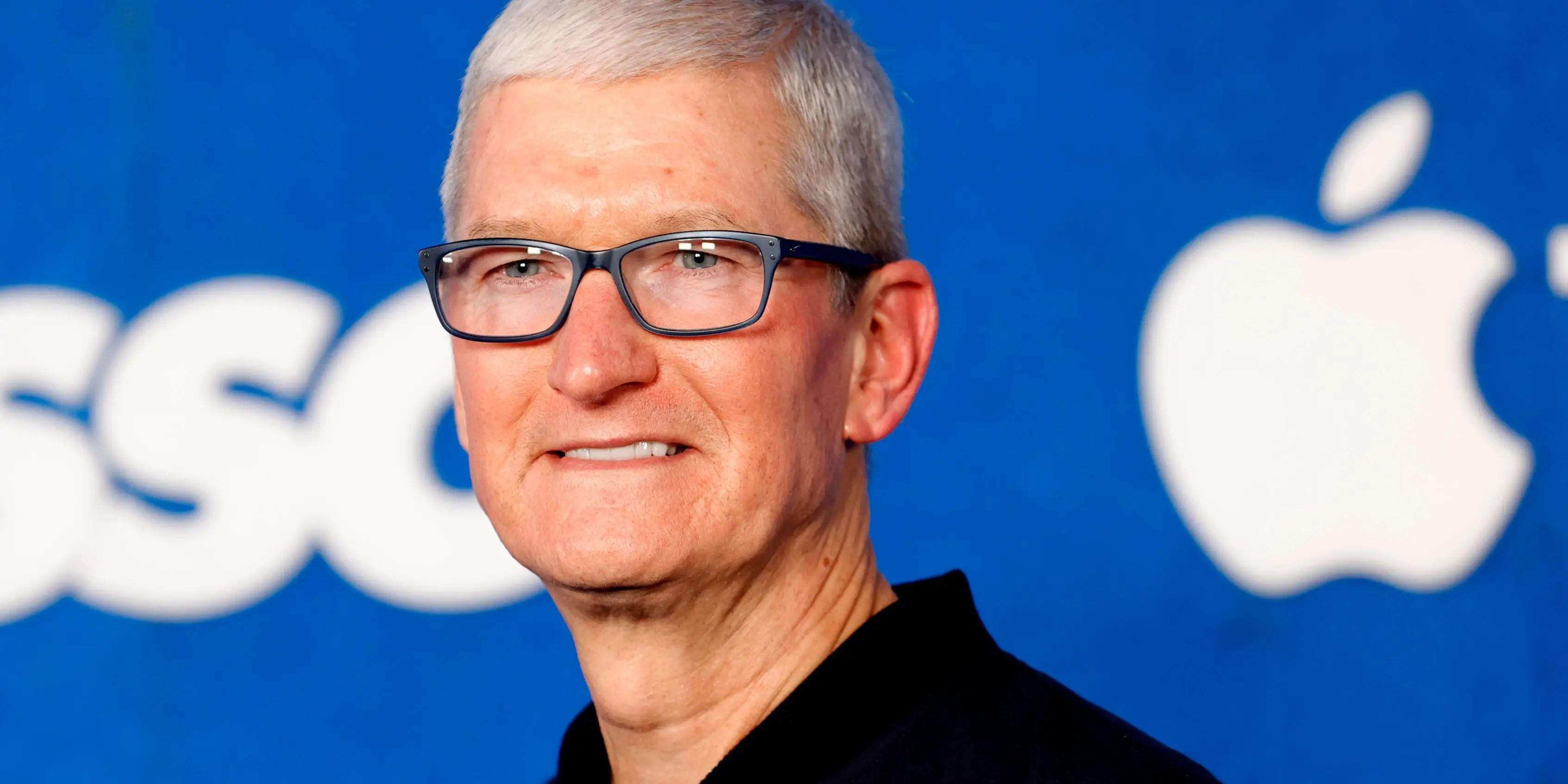 Apple Delays Office Return to at Least January Bloomberg Business