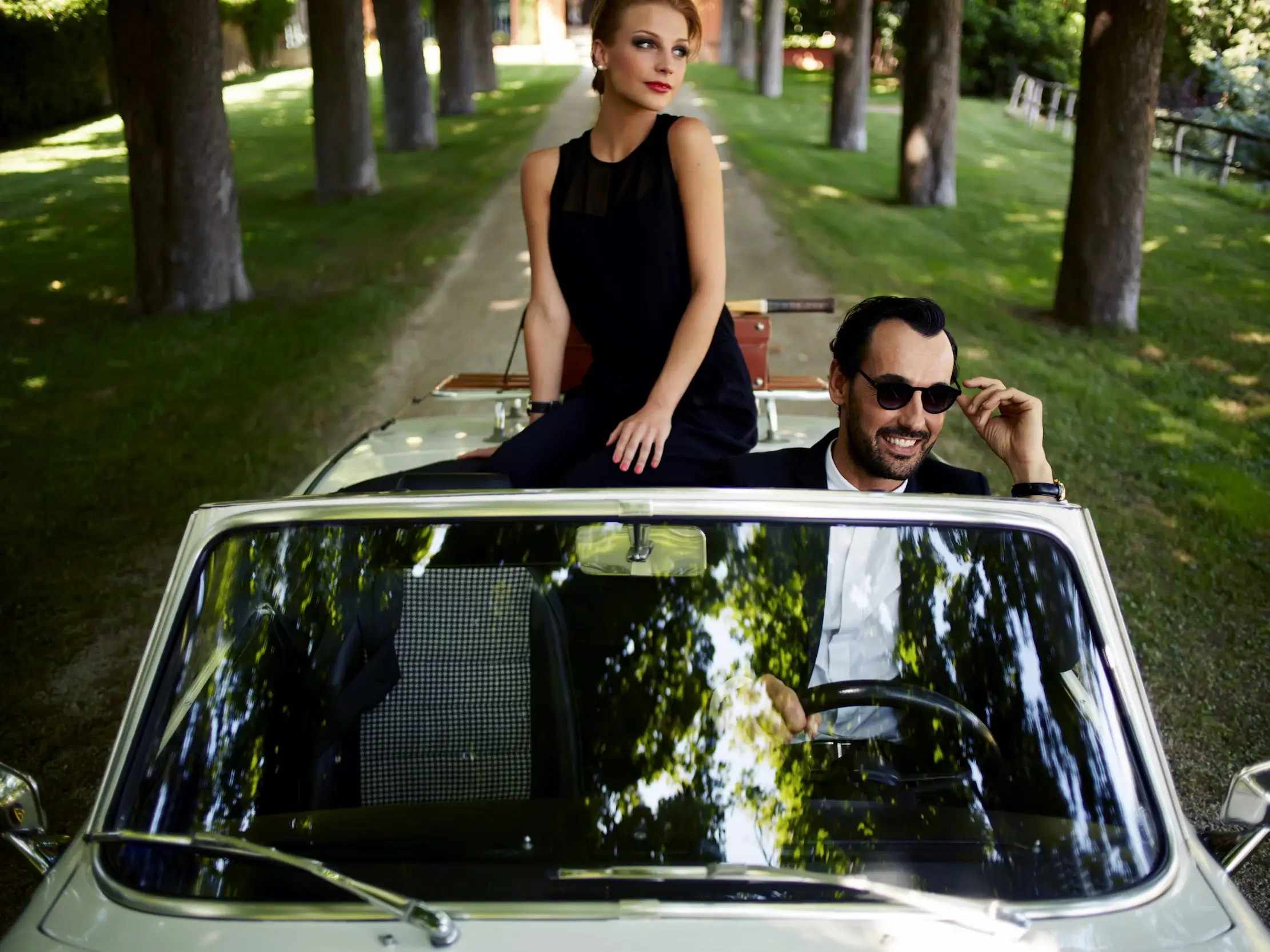 Gen Z is trying to dress like they're 'old money,' and it's changin...