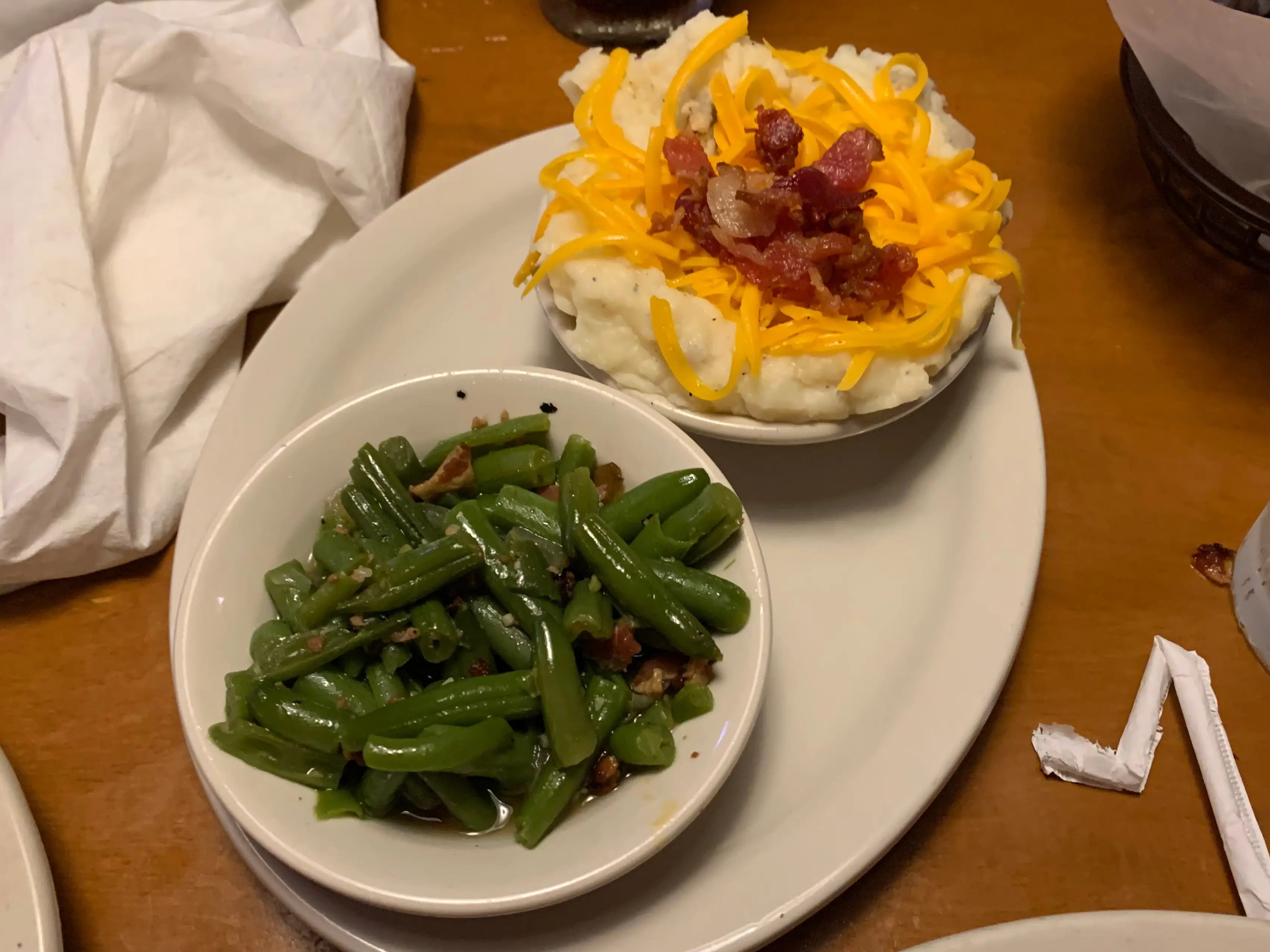 My first trip to Texas Roadhouse showed why the beloved chain is seeing