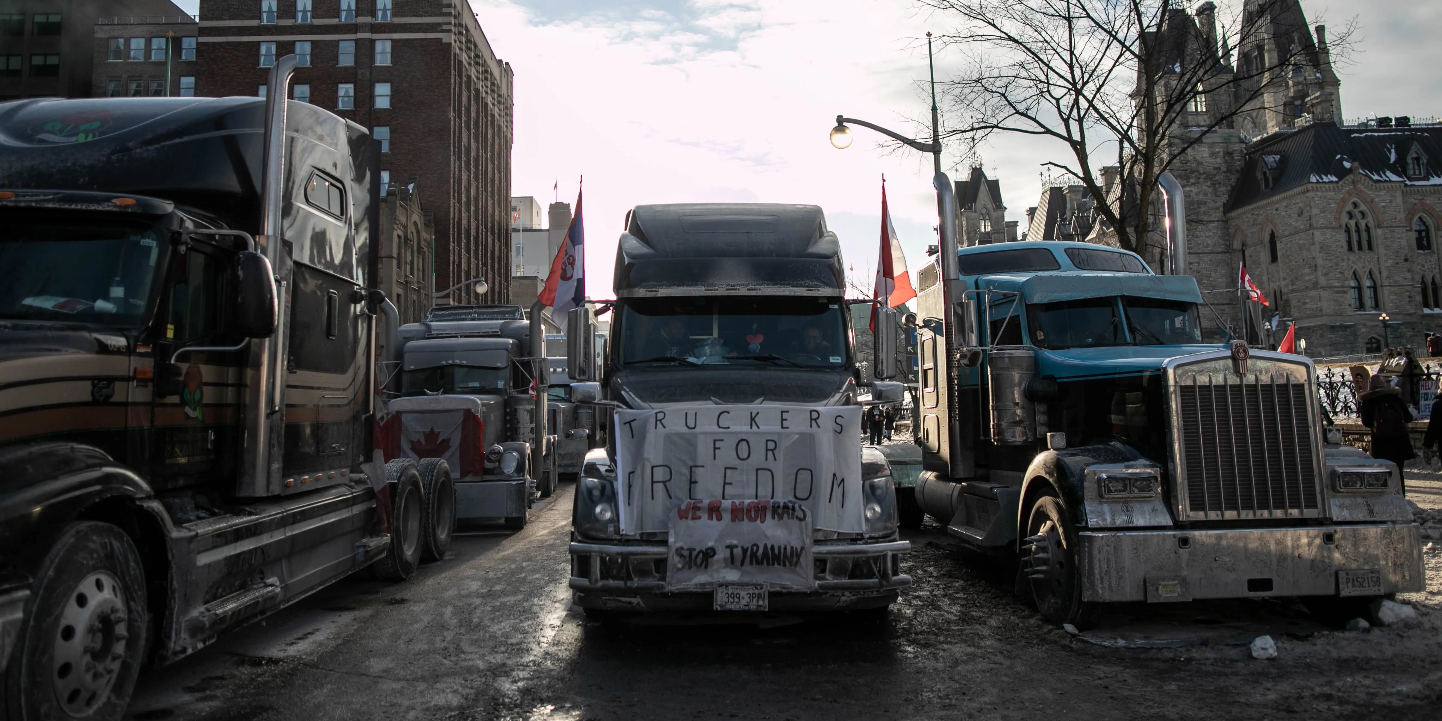Protesting Truckers in Ottawa Banned From Honking Horns for 10 Days