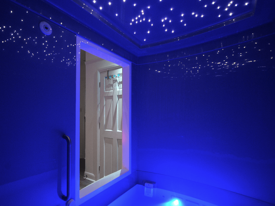 I Tried a Sensory Deprivation Tank, and It Relieved My Anxiety