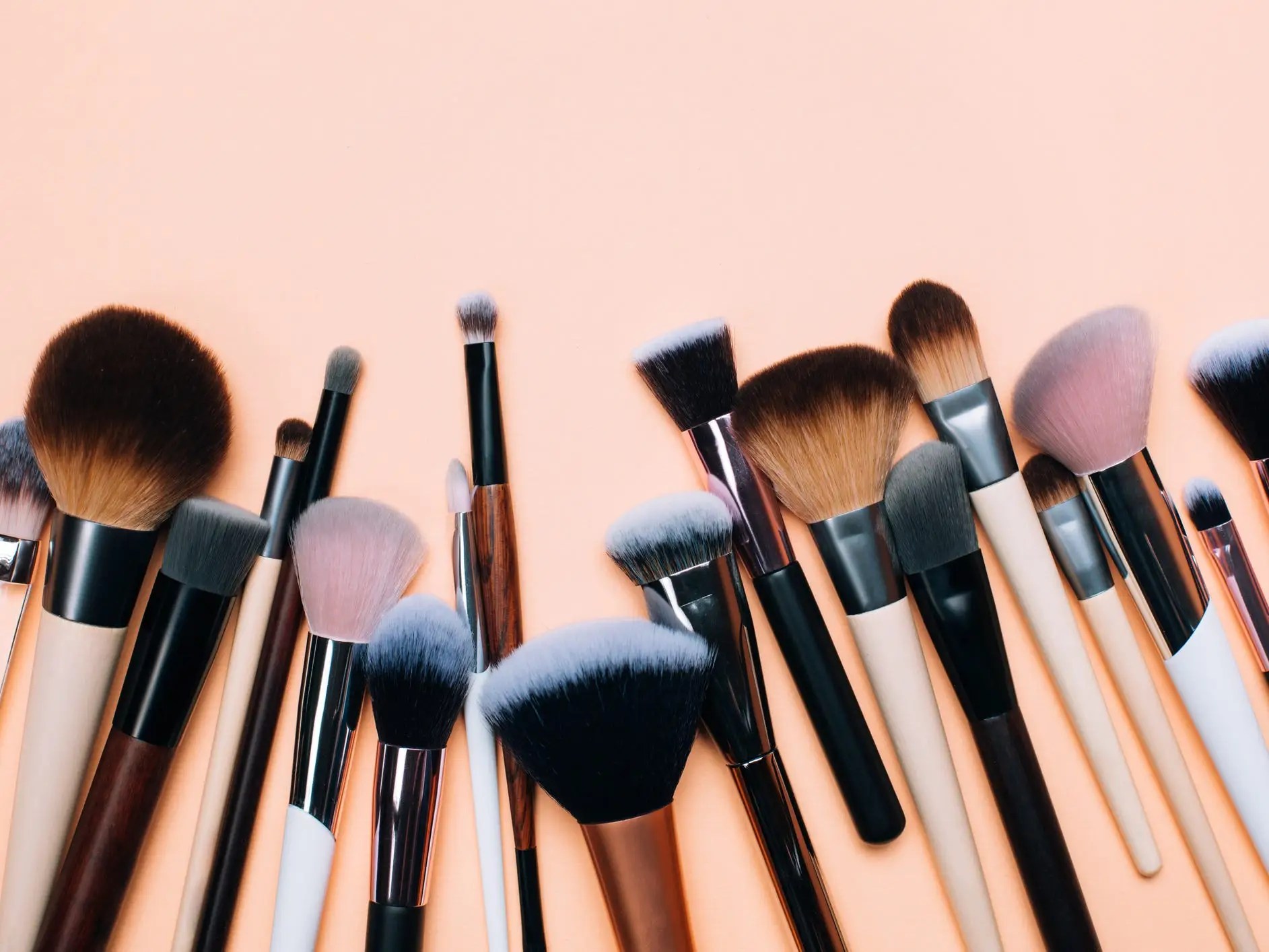 The 13 Best Makeup Brushes and Brush Sets in 2023
