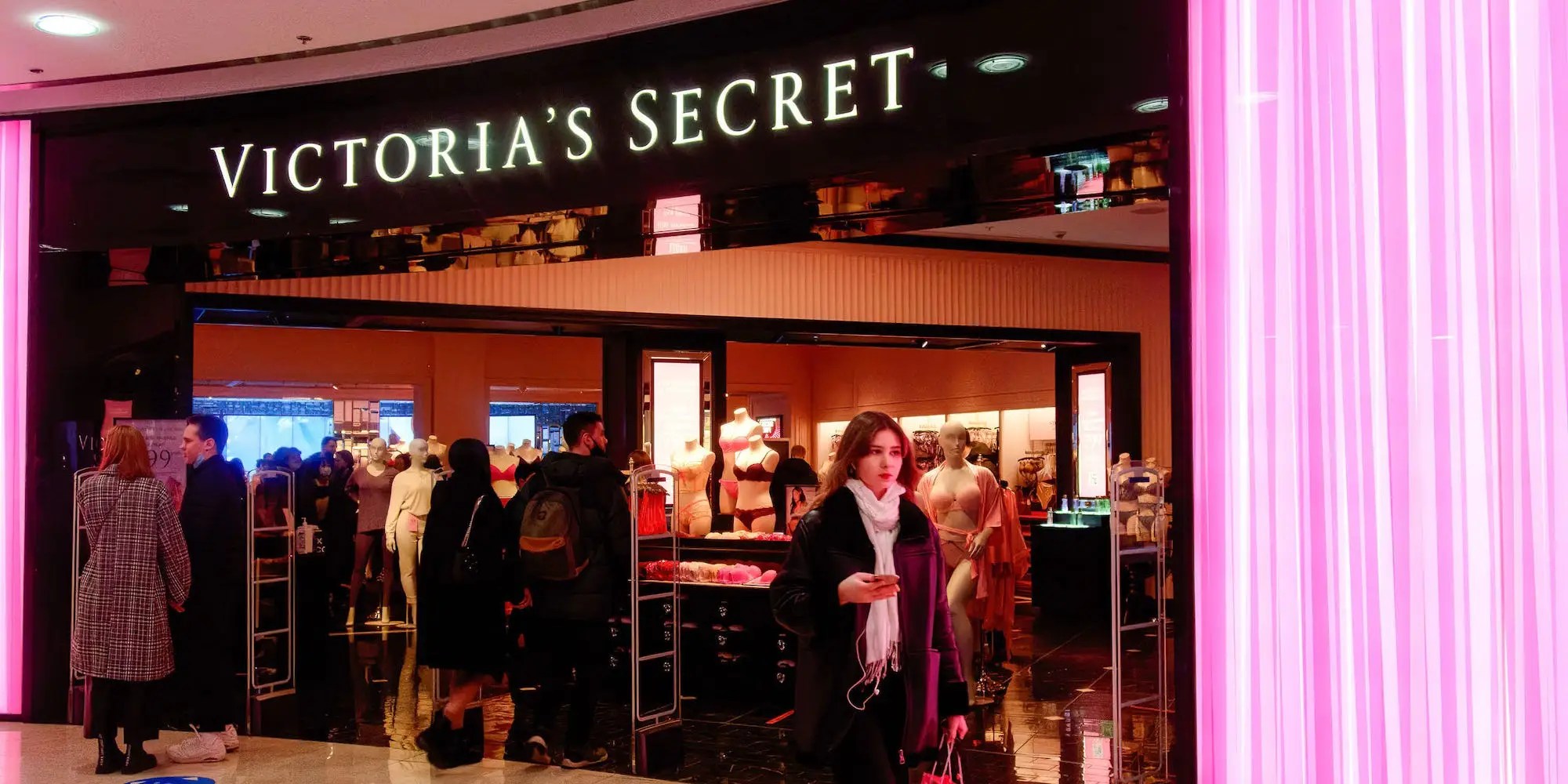 Russian Shoppers Swarmed Victoria's Secret Before Closures