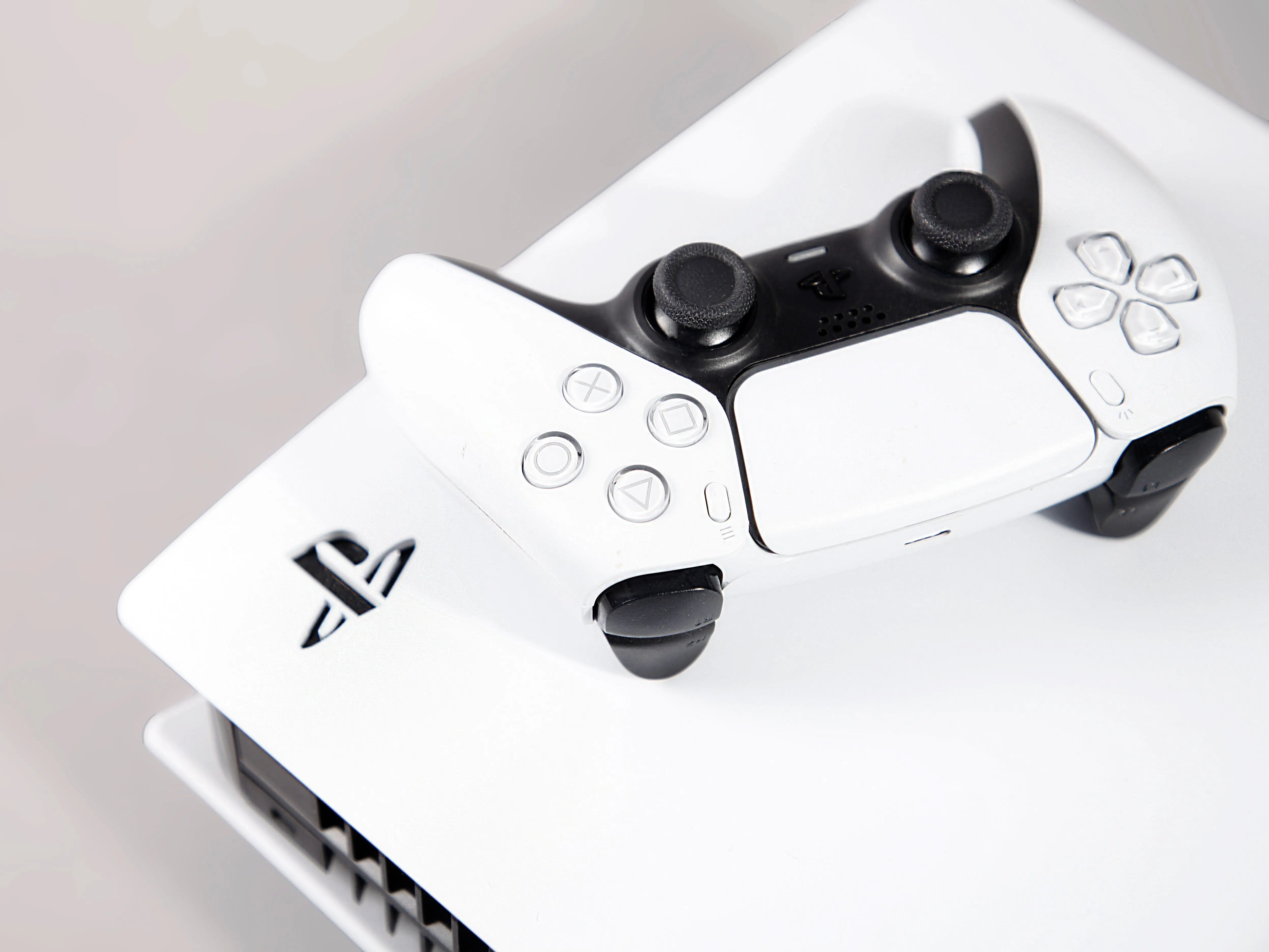 PS5 digital vs. disc edition Which PlayStation 5 is best for you