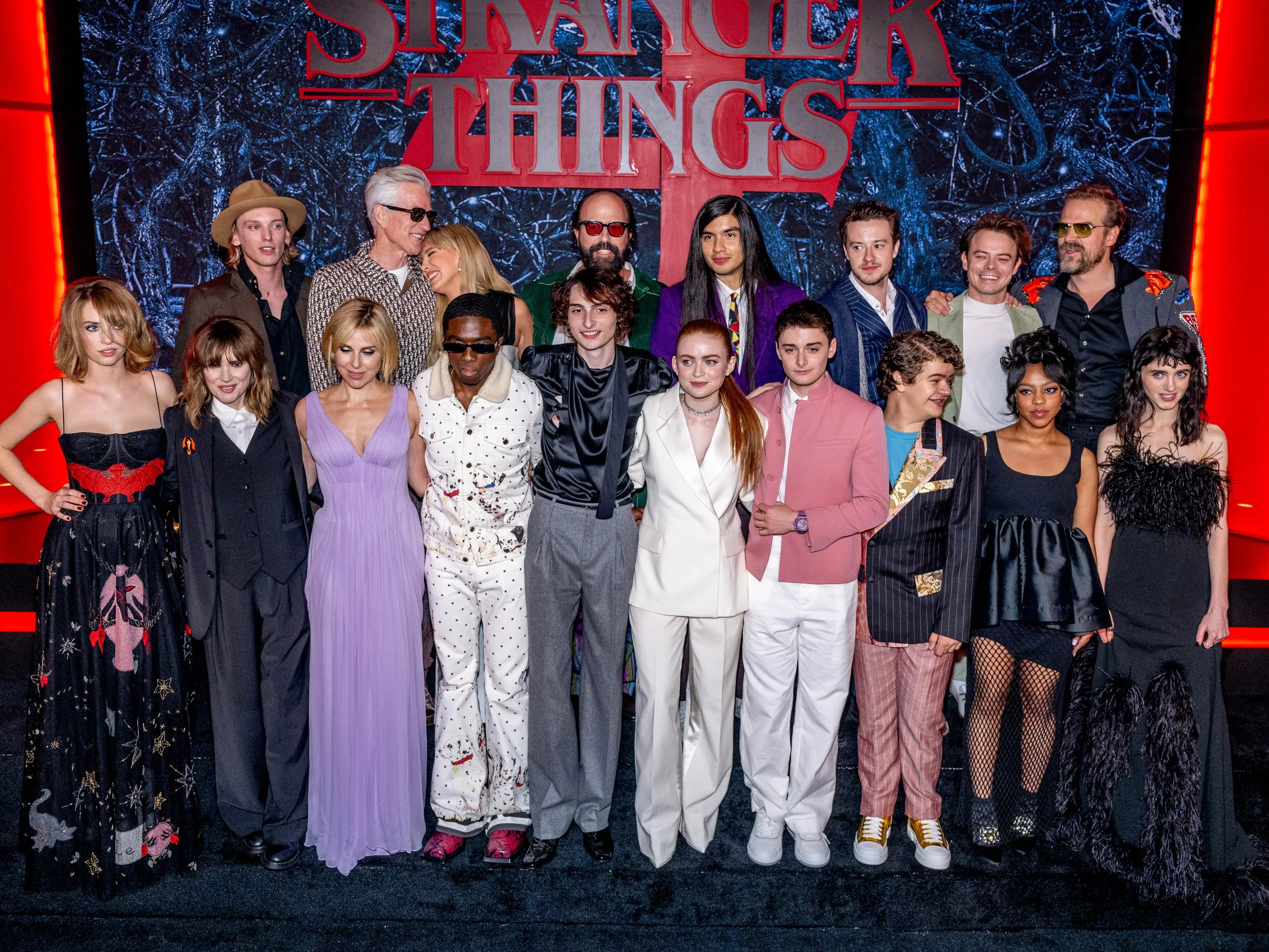 Photos: What The "Stranger Things" Cast Wore At The Season 4 Premiere