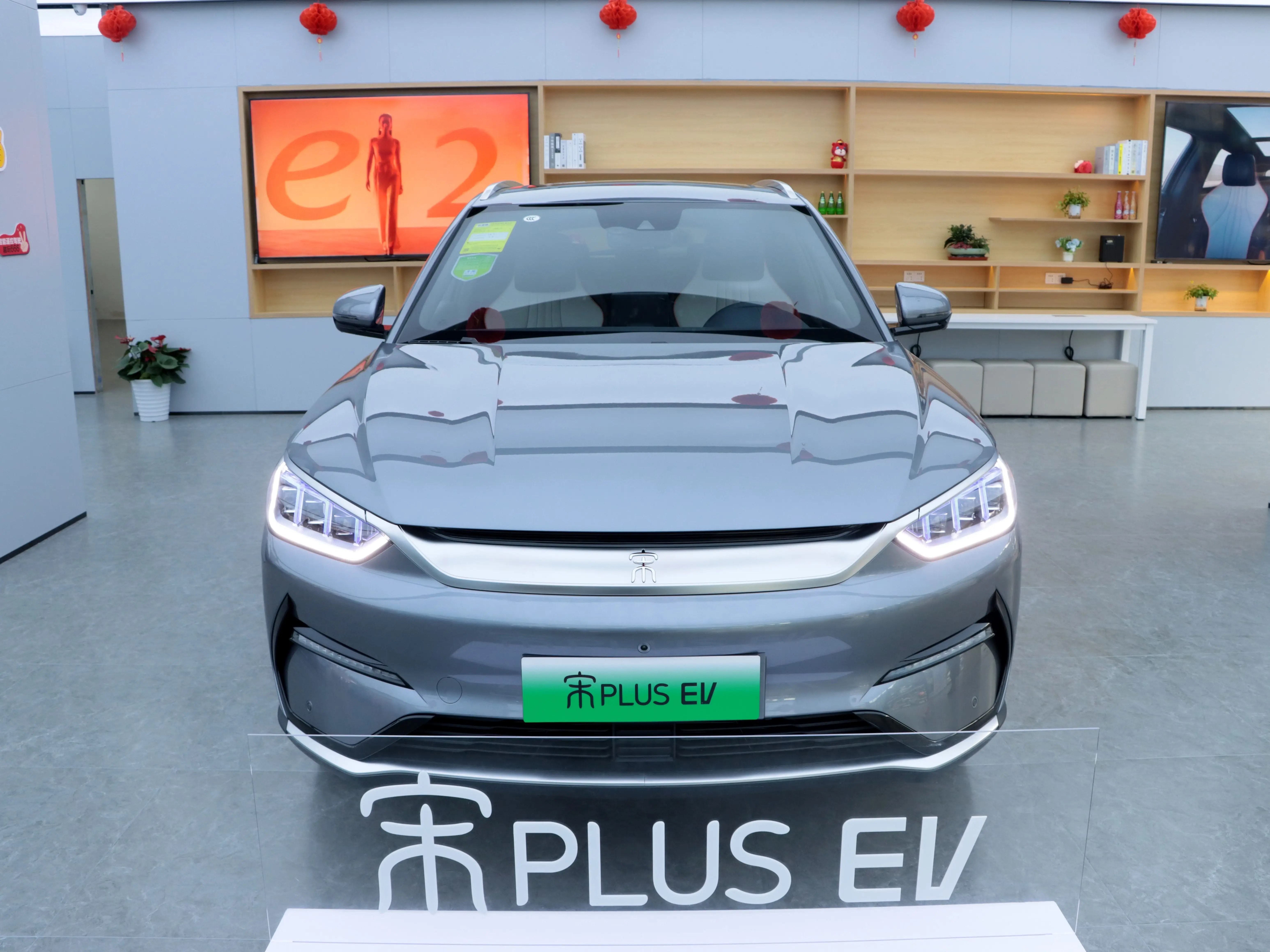 Take a look at Tesla’s 4 biggest rivals in China’s booming, 124 billion electricvehicle market