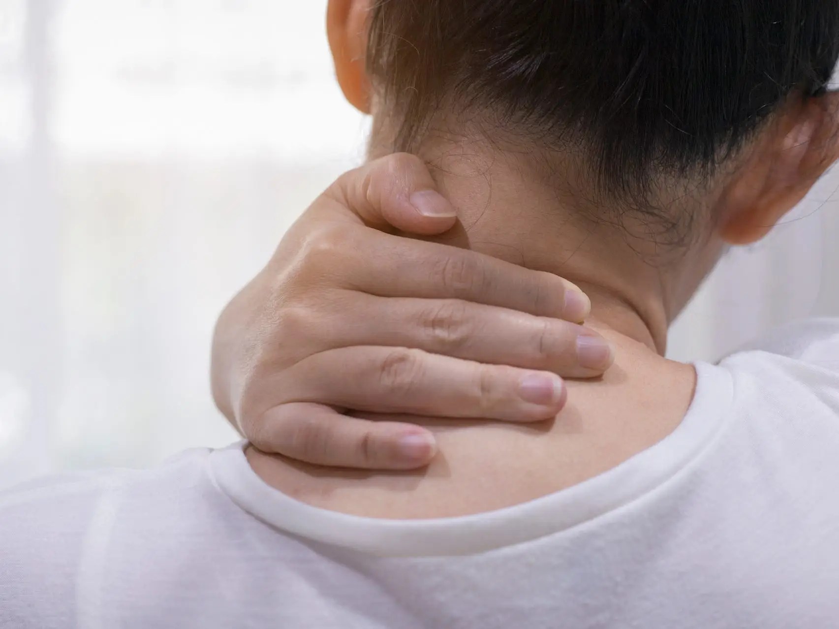 BA.5 Vs Meningitis Symptoms Diarrhea, Stiff Neck, Cough Business Insider