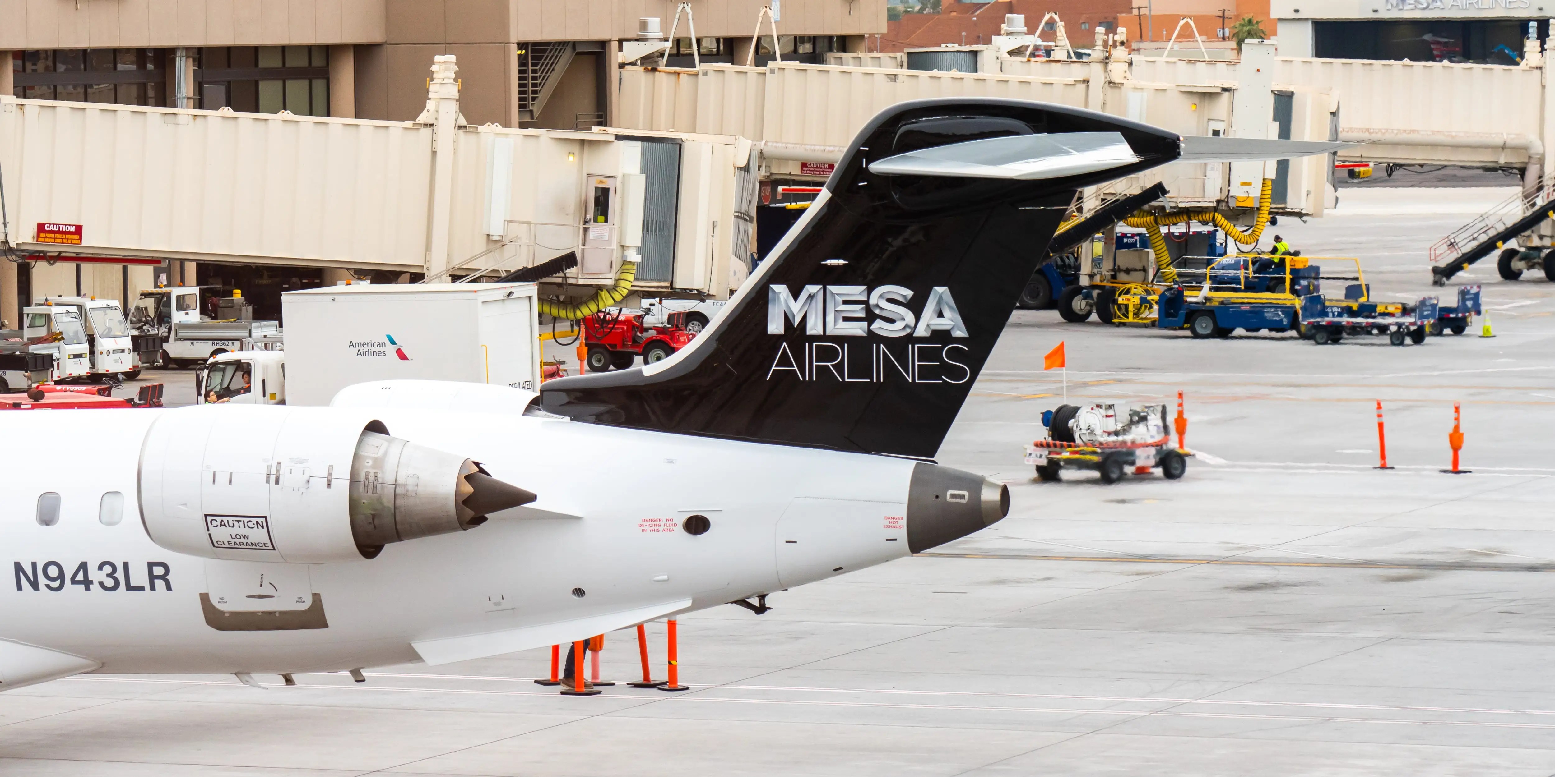 Mesa Airlines raises entrylevel pilot pay by 118 to 100/hr