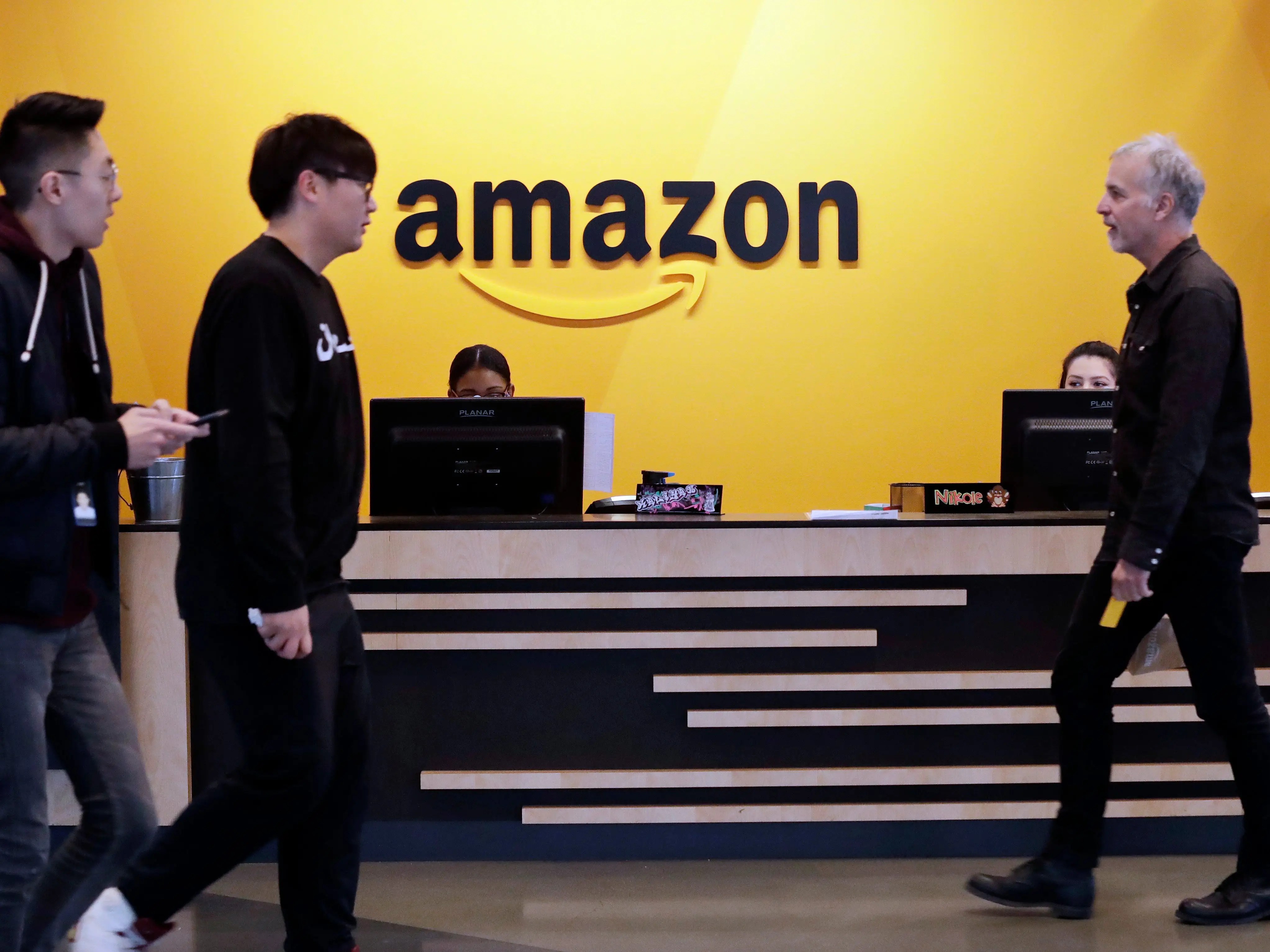 Amazon Shares Manager Guidelines for 'Voluntary Resignation' Program