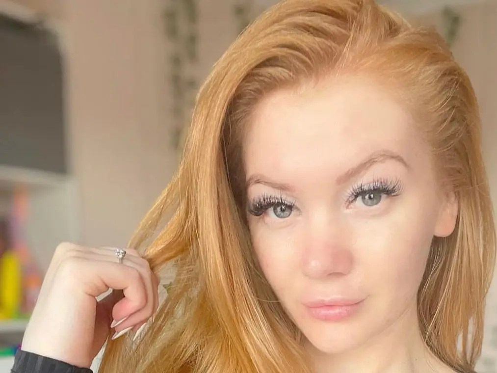 OnlyFans Posting Schedule That Helped Creator Build 6-Figure Business