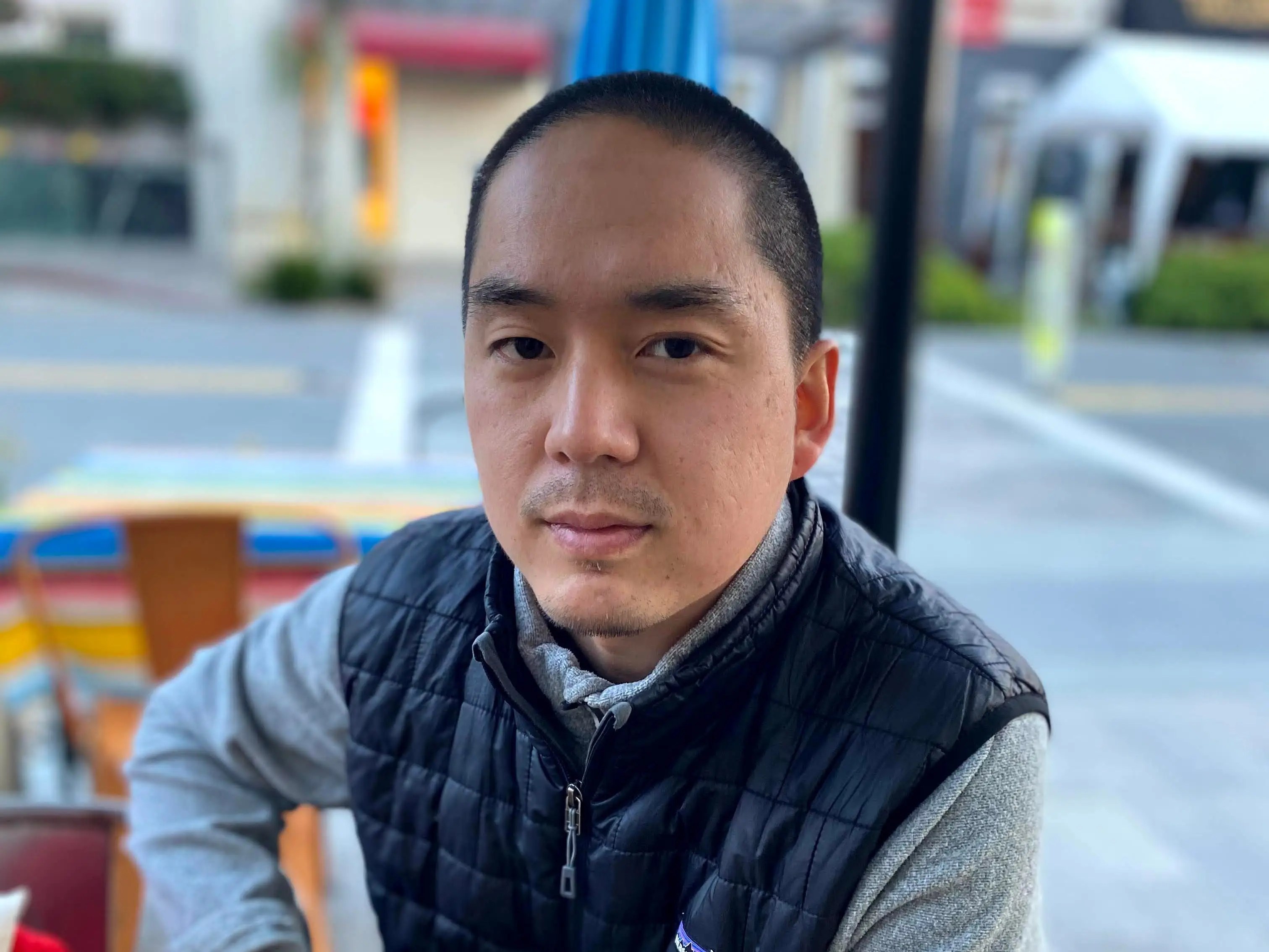Amazon reporter Eugene Kim shares how he gets inside one of the most