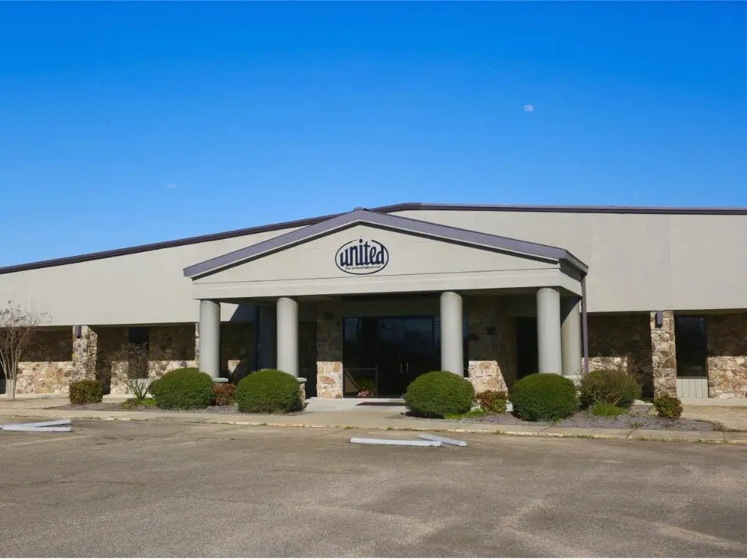 United Furniture Industries Lays Off 2,700 Employees Without Benefits