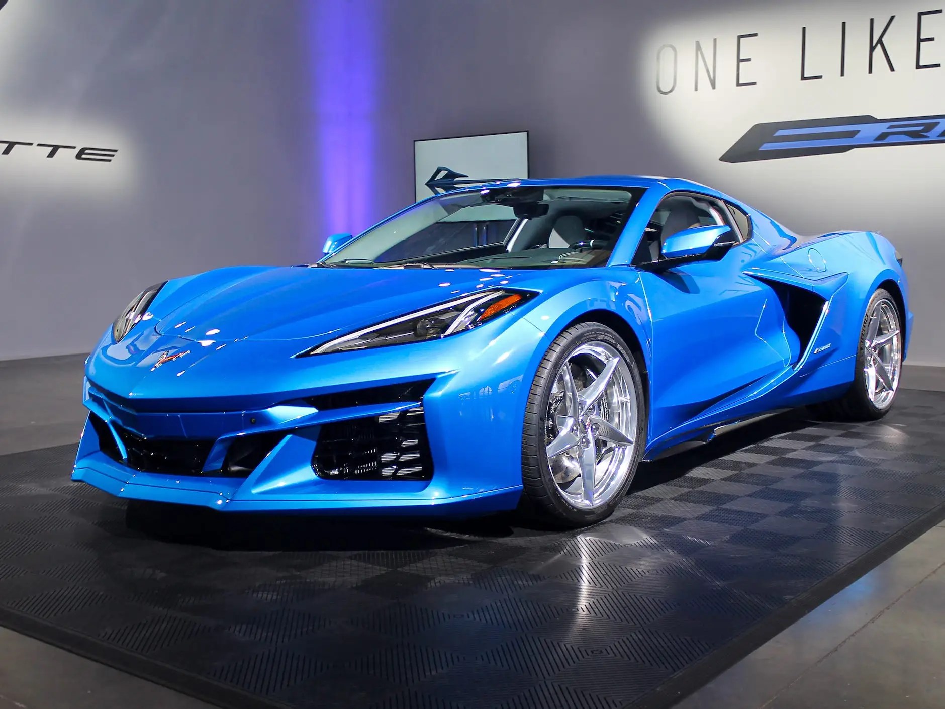 Live Photos 2023 Corvette ERay GTspirit, 58 OFF