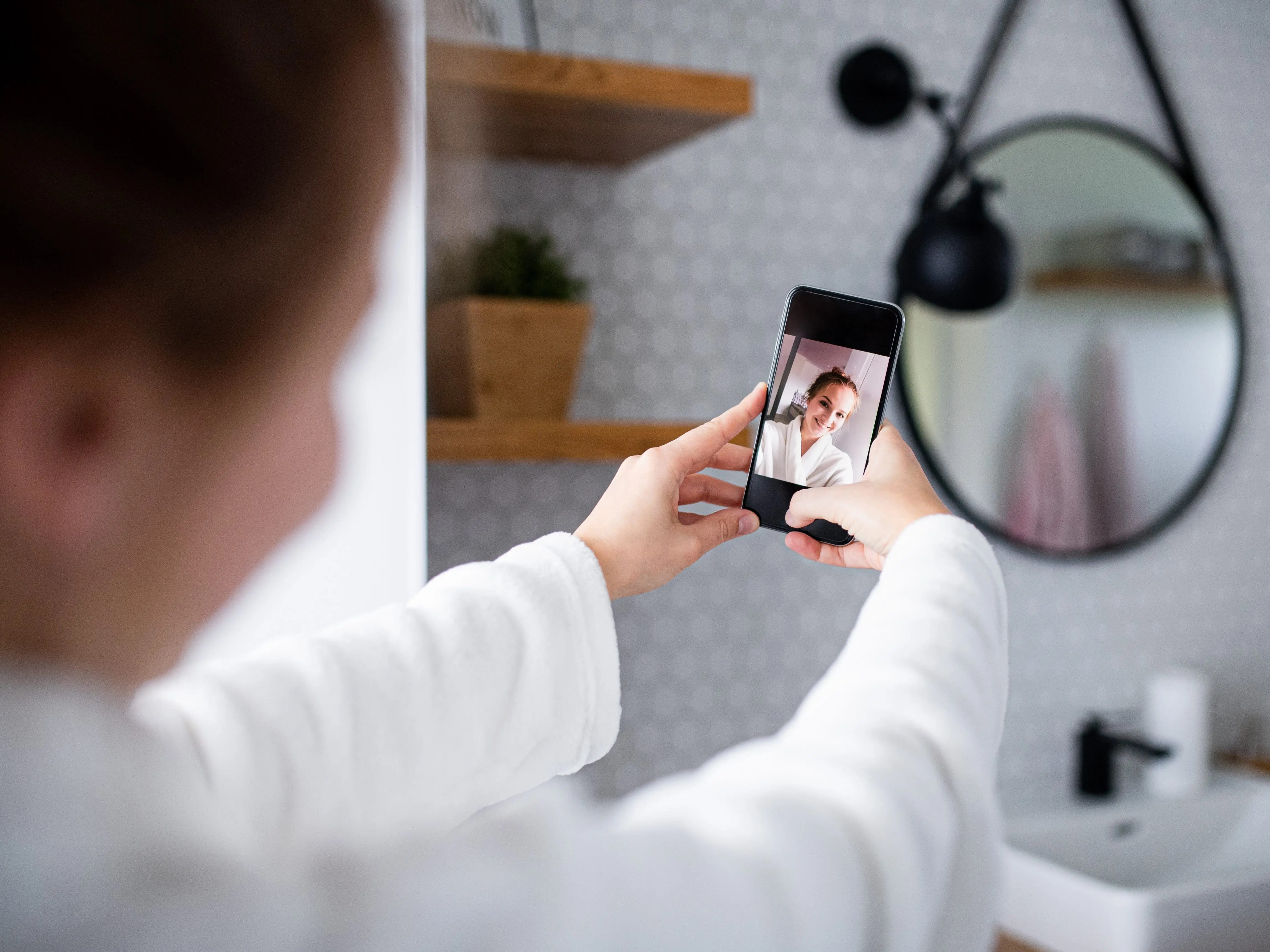 Mom Explains Why She Quit Creating Content for OnlyFans