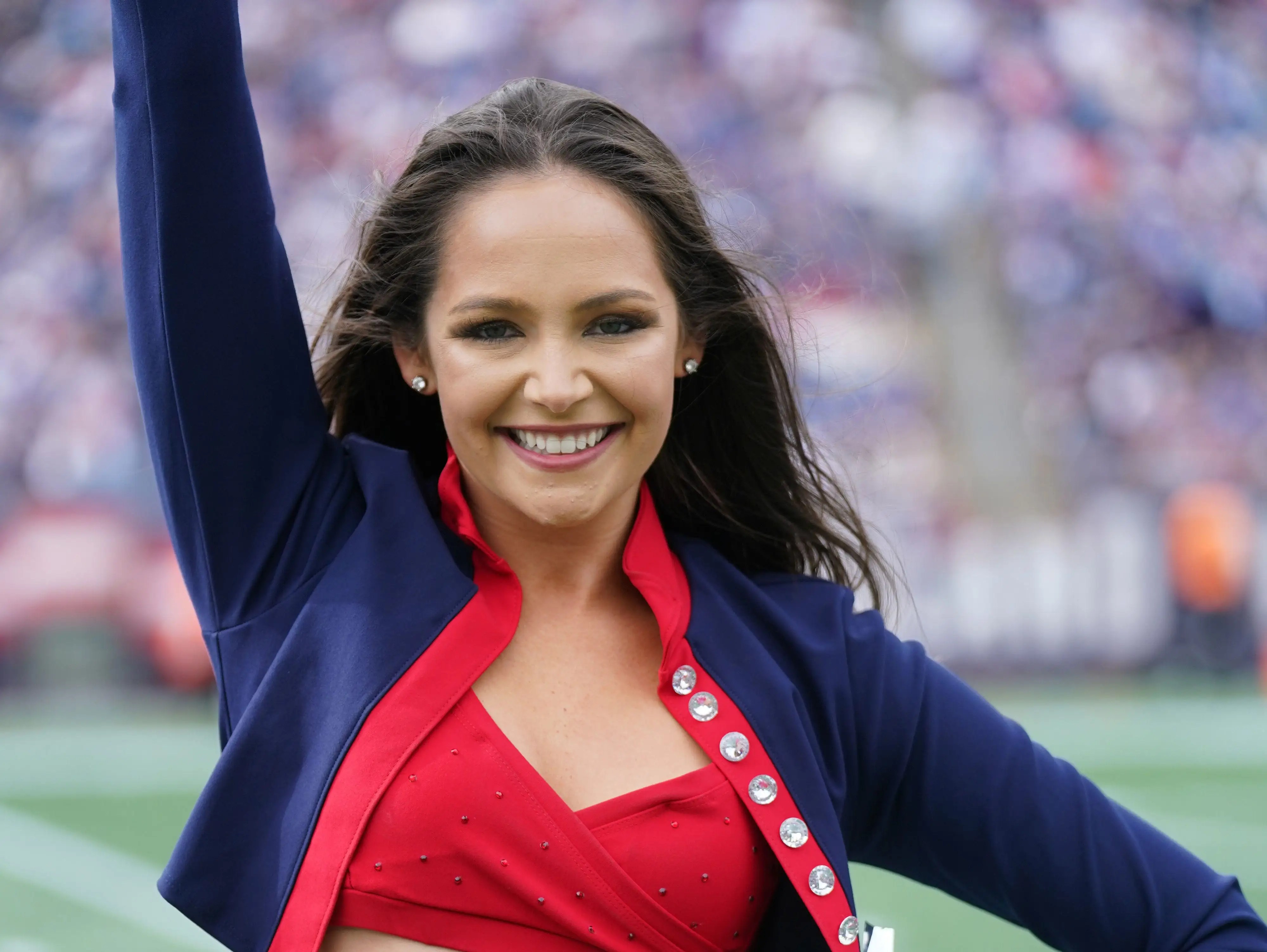 Meet the NFL Cheerleader Who Is Also a Financial Analyst Business Insider