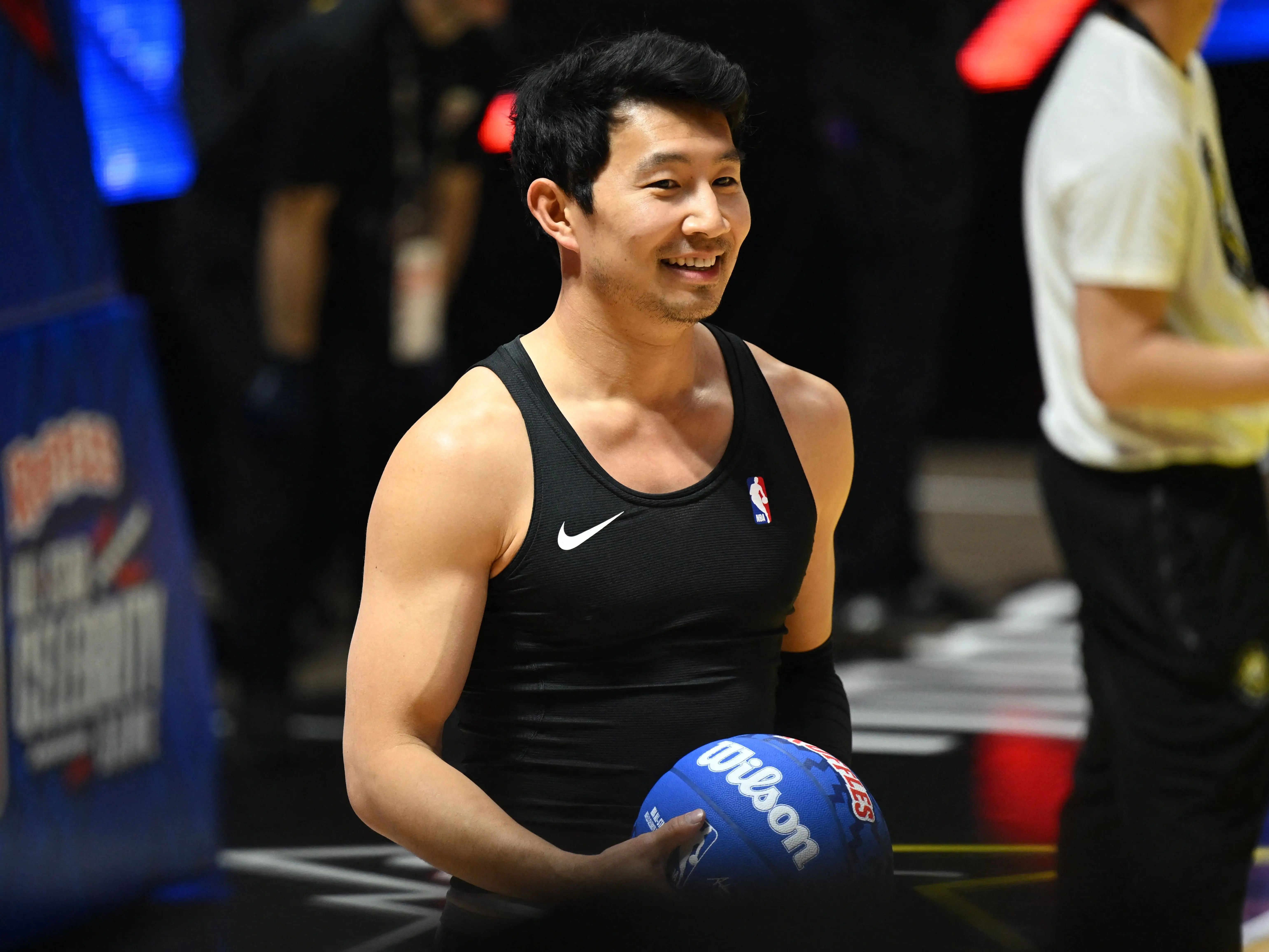 NBA AllStar Weekend Simu Liu Criticizes Celebrity LookAlike Segment