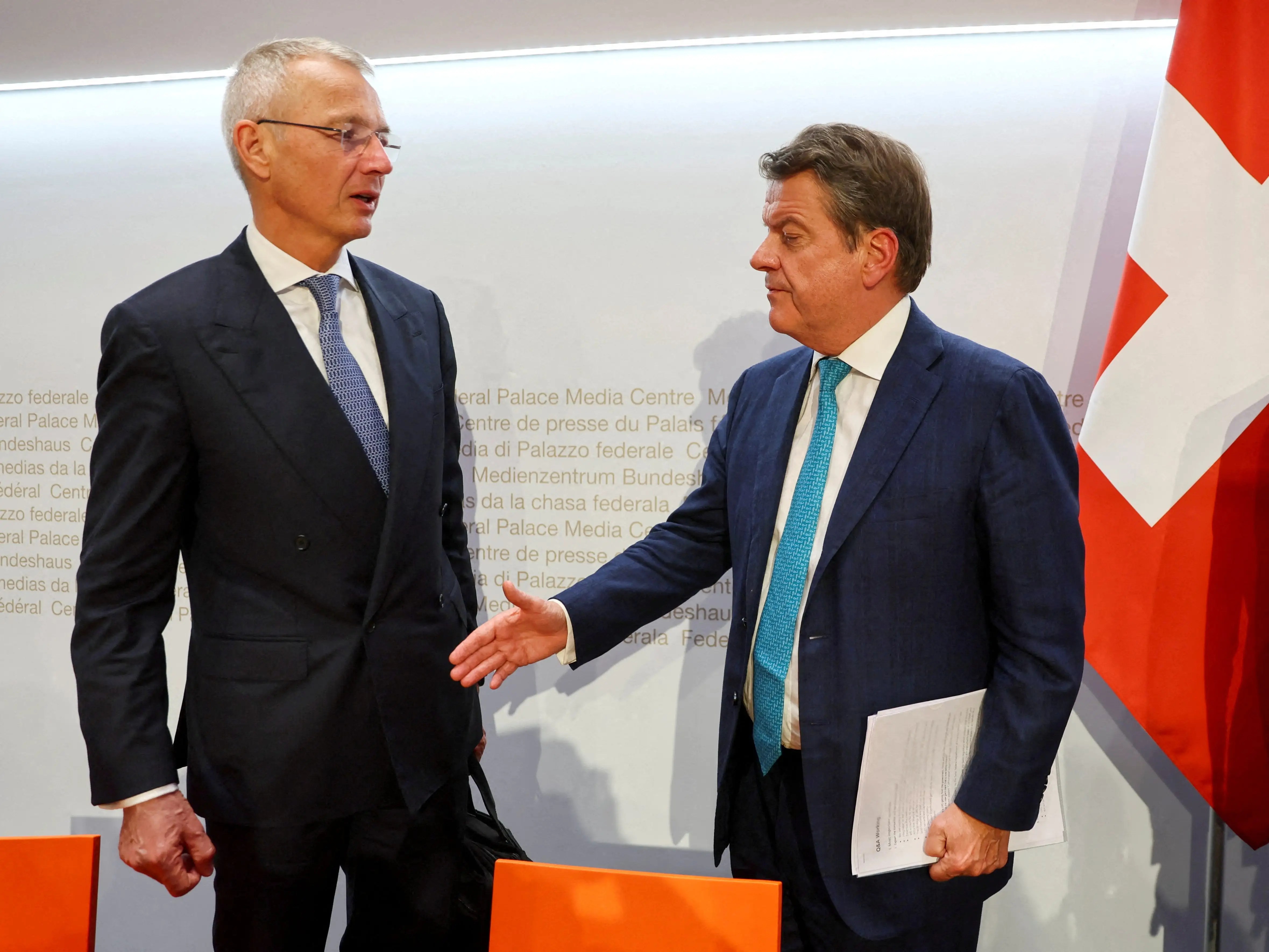 Swiss Government Halts Credit Suisse Banker Bonuses After Backlash