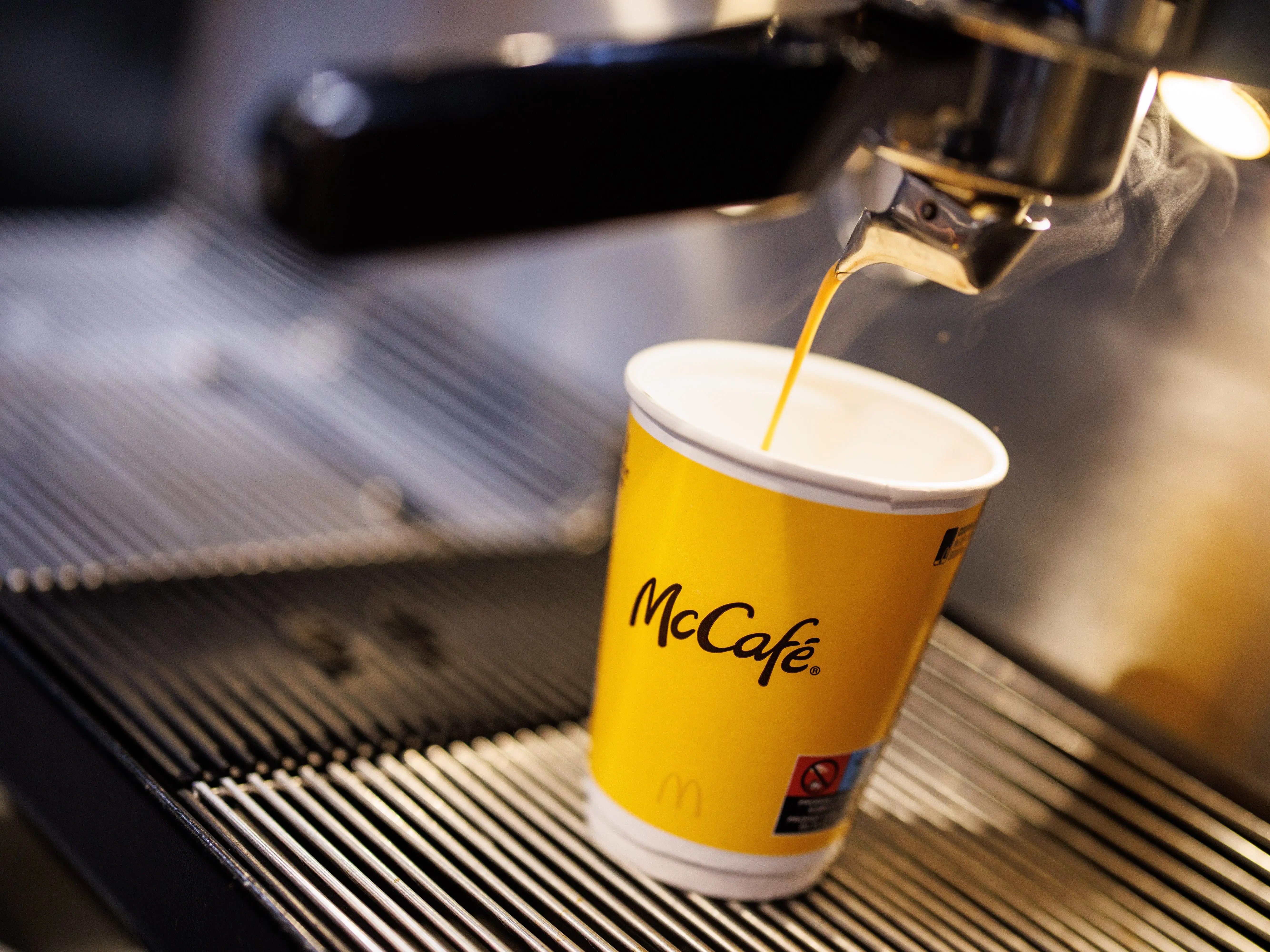 McDonald's Tests Cold Brew and Ups Competition With Starbucks Business Insider