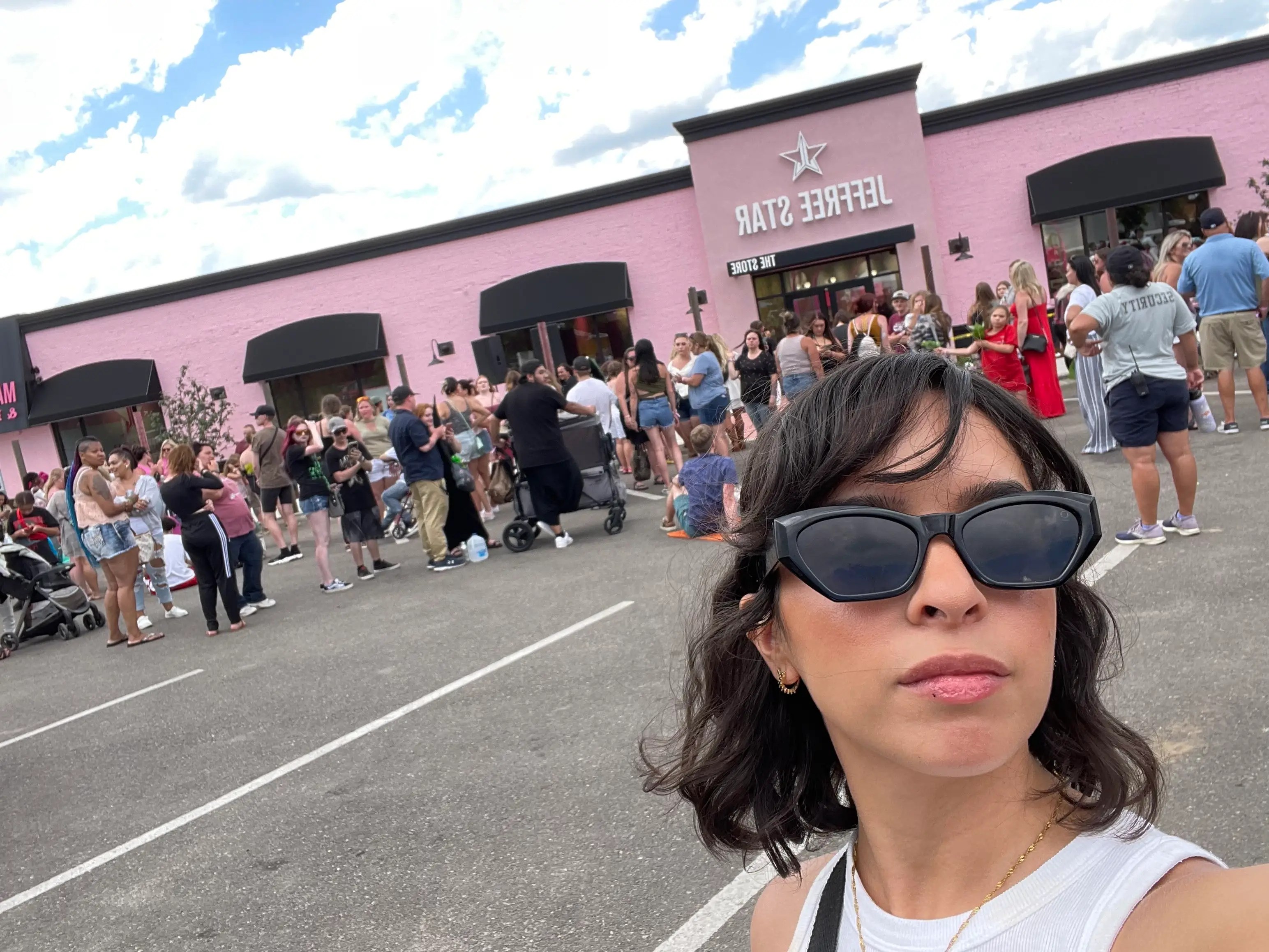 I Attended Jeffree Star Store Grand Opening, Waited 12 Hours to Get in
