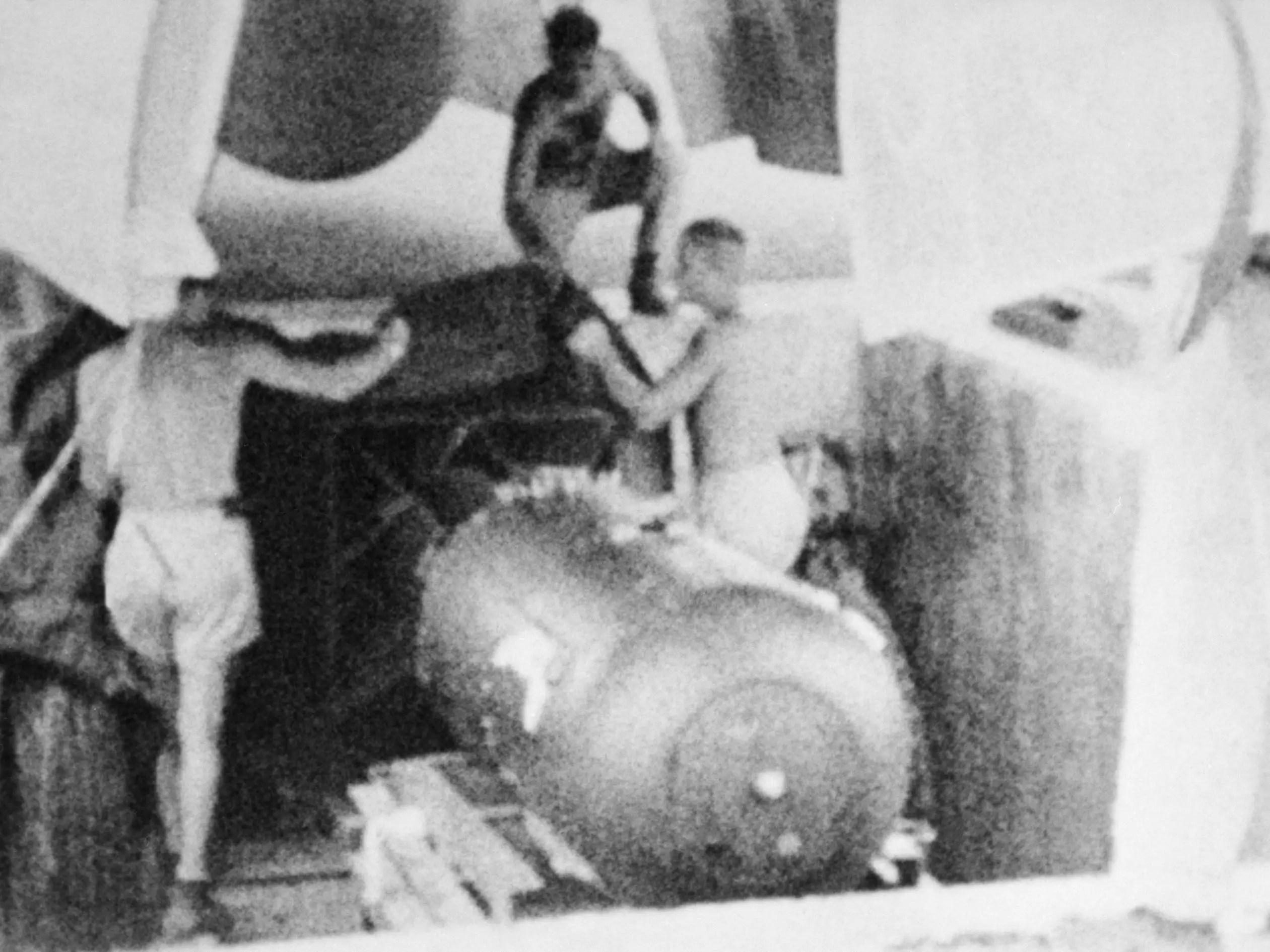 Haunting photos show the day the US dropped an atomic bomb on Hiroshima