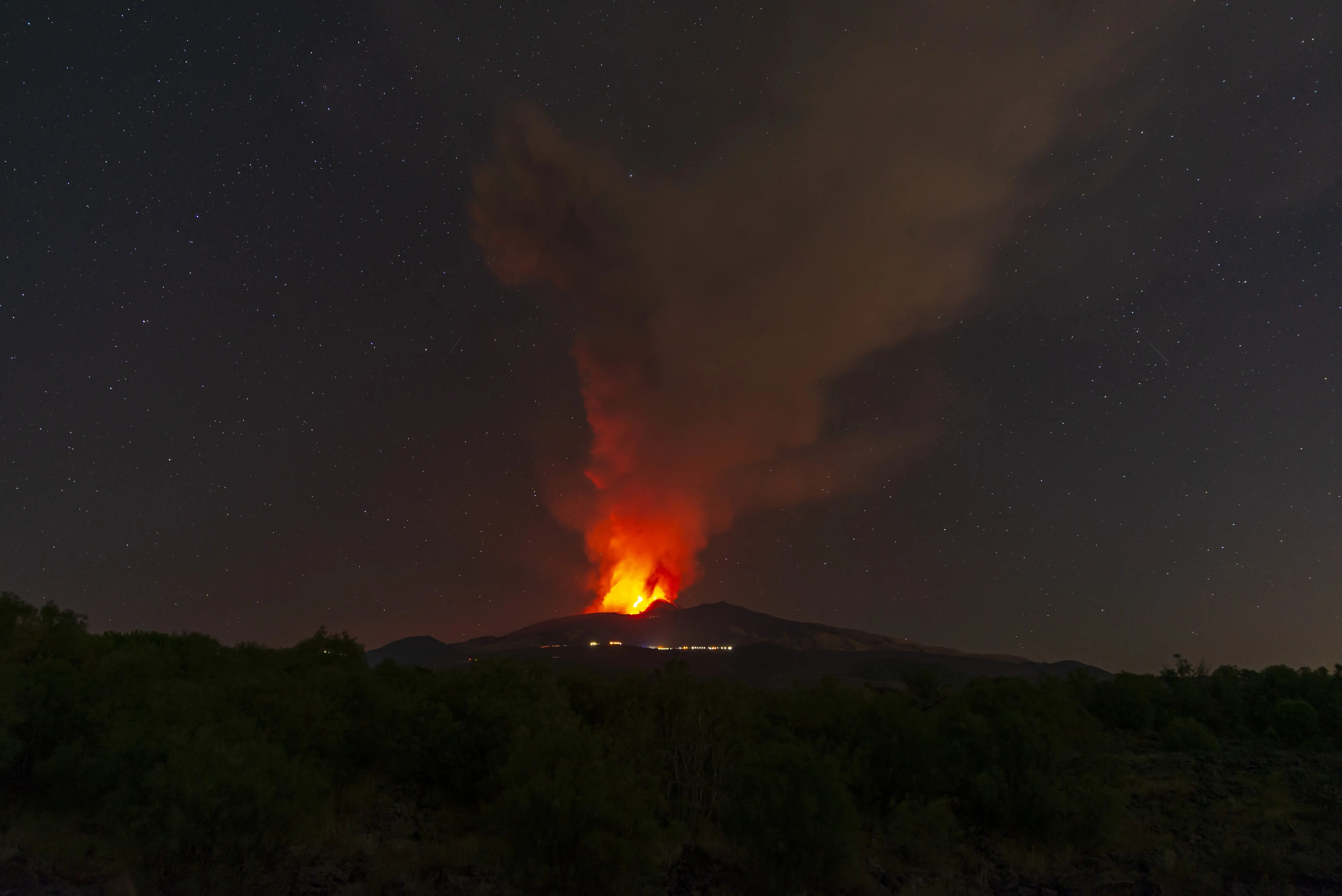 Photos show what happened after Mount Etna — Europe's tallest active