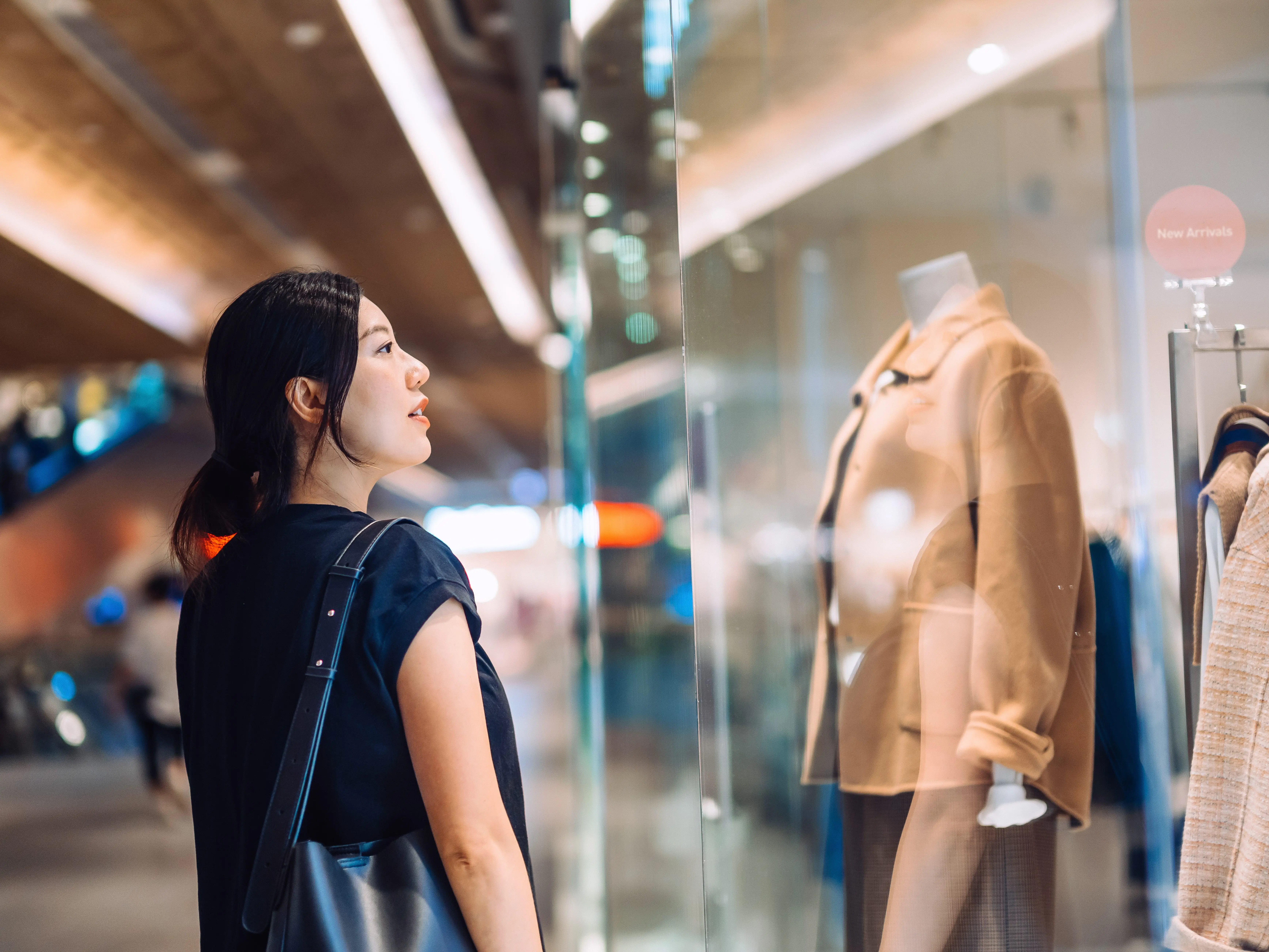 Turtingiausi Kinijos žmonės labai linksta į ramią prabangą, kaip ginklą valdo slaptus turtus ir niekina savo prašmatnius, etiketės besivaikančius bendraamžius.