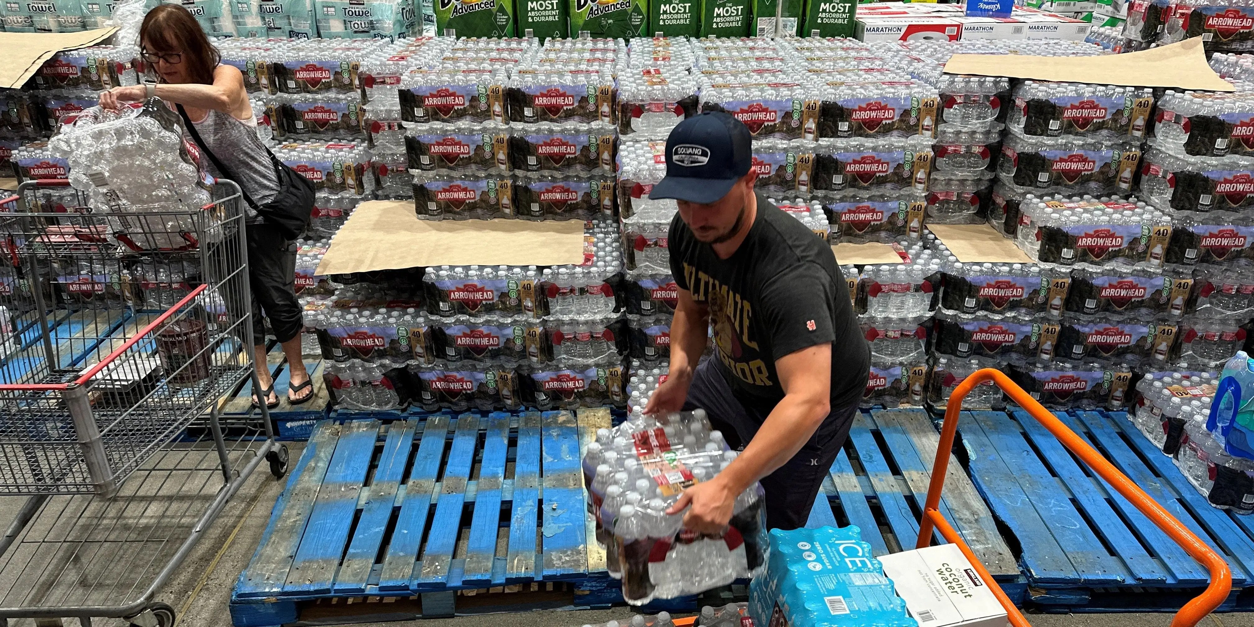 Costco Stops Using Gift Cards for Instacart Delivery Returns Business