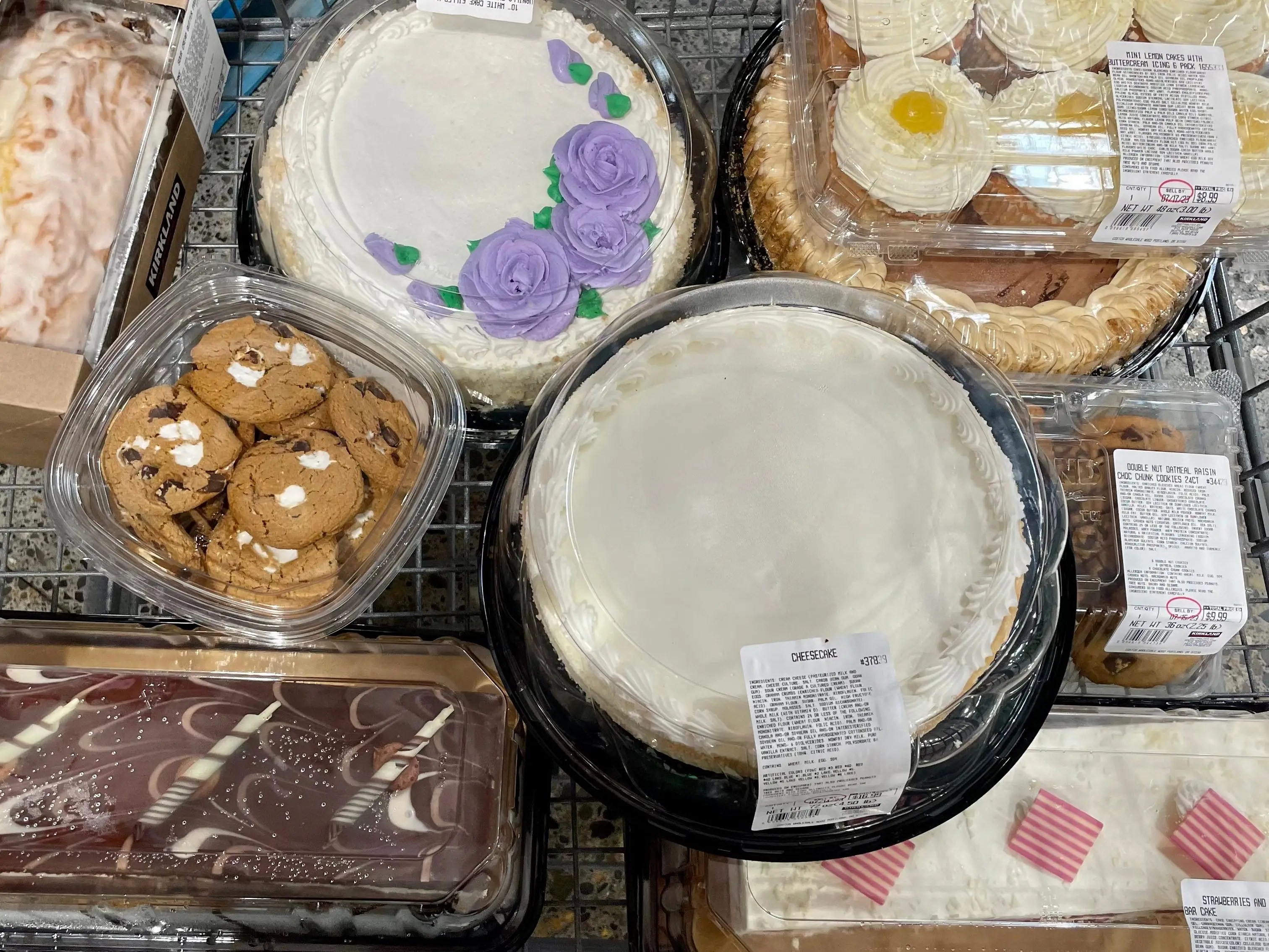 We Finally Know Why Costco Stopped Selling Half Sheet Cakes, 41 OFF
