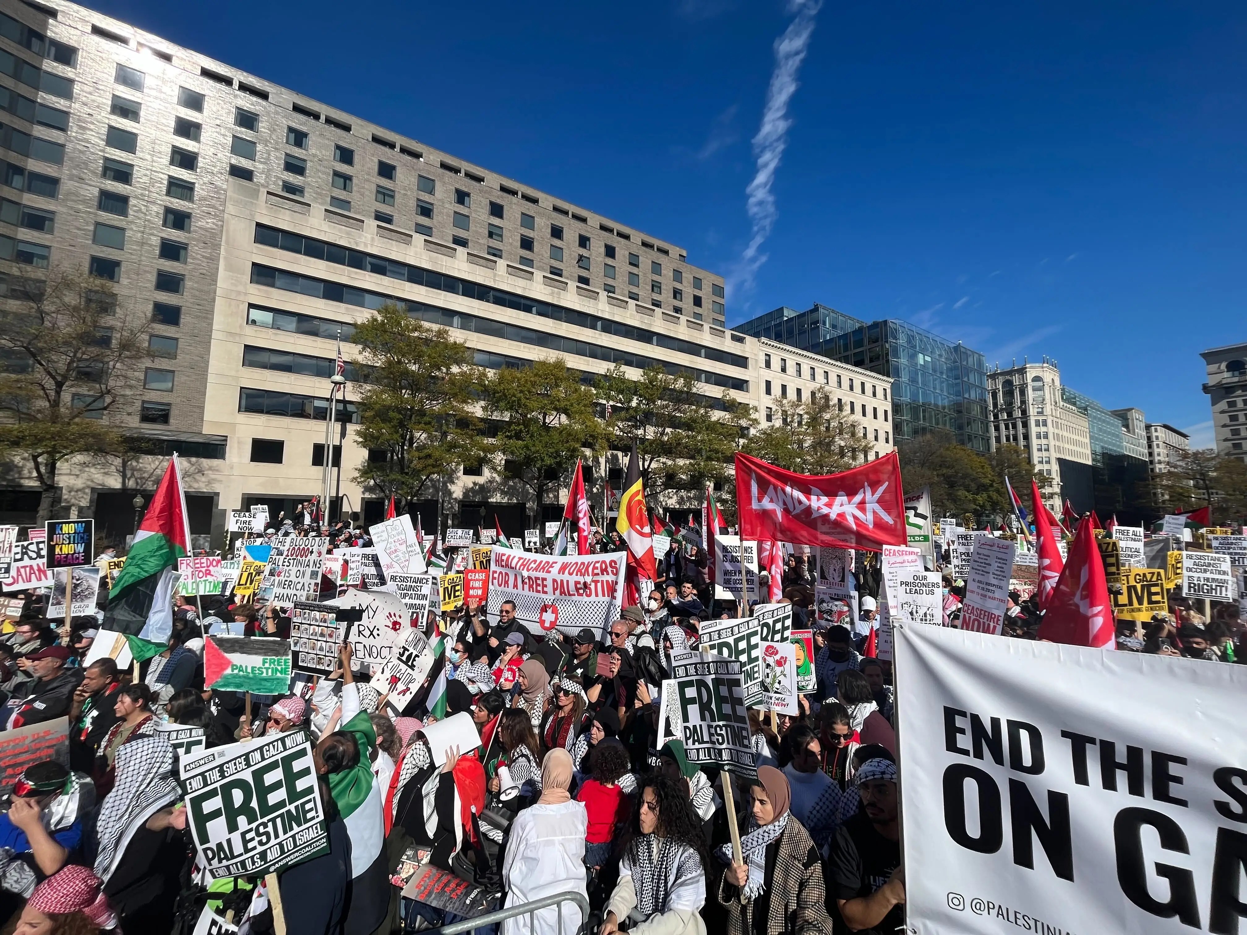 PHOTOS Thousands March in Washington, DC, to Support Palestinians