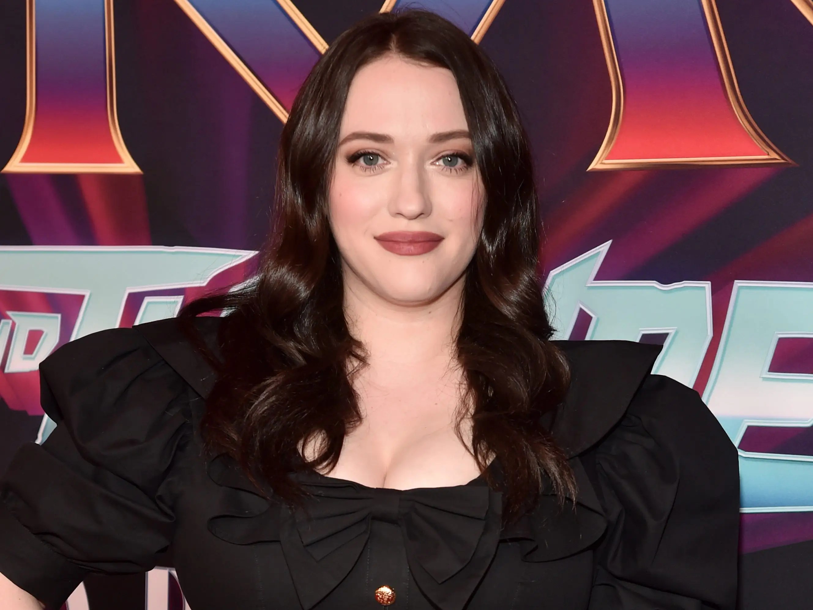 Kat Dennings Made the Floral Arch for Her Wedding - Business Insider