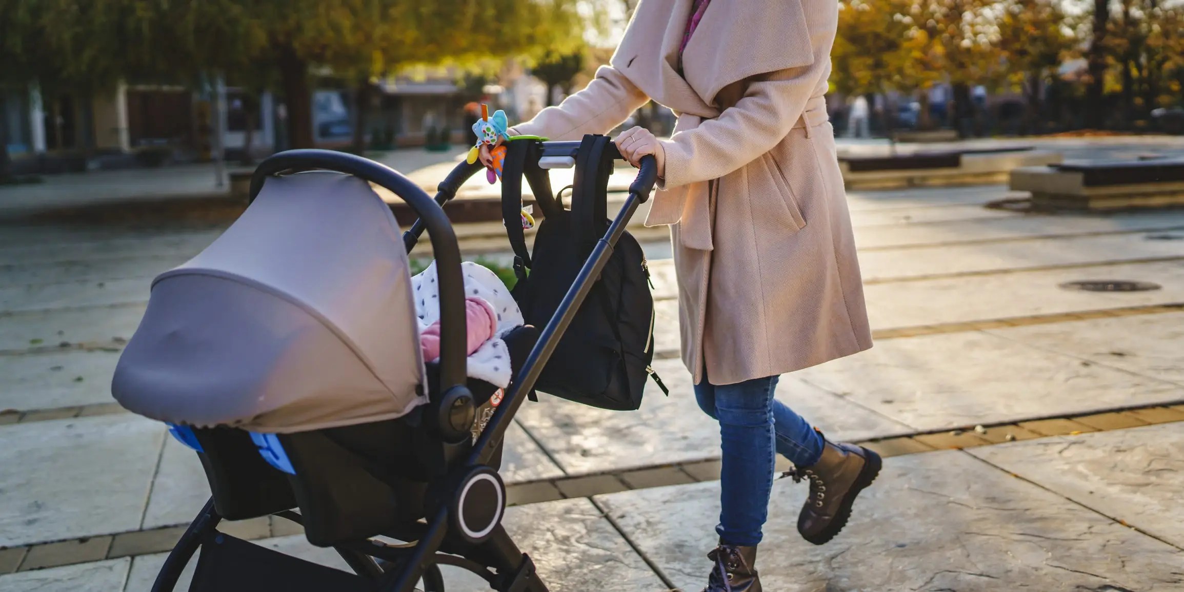 N ew Mom Desperately Misses ChildFree Life, Feels Guilty Business