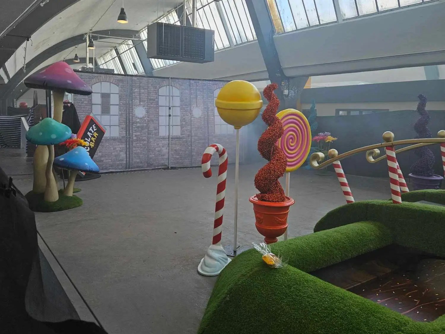 Willy Wonka Experience Best Memes, Reactions to the Viral Event