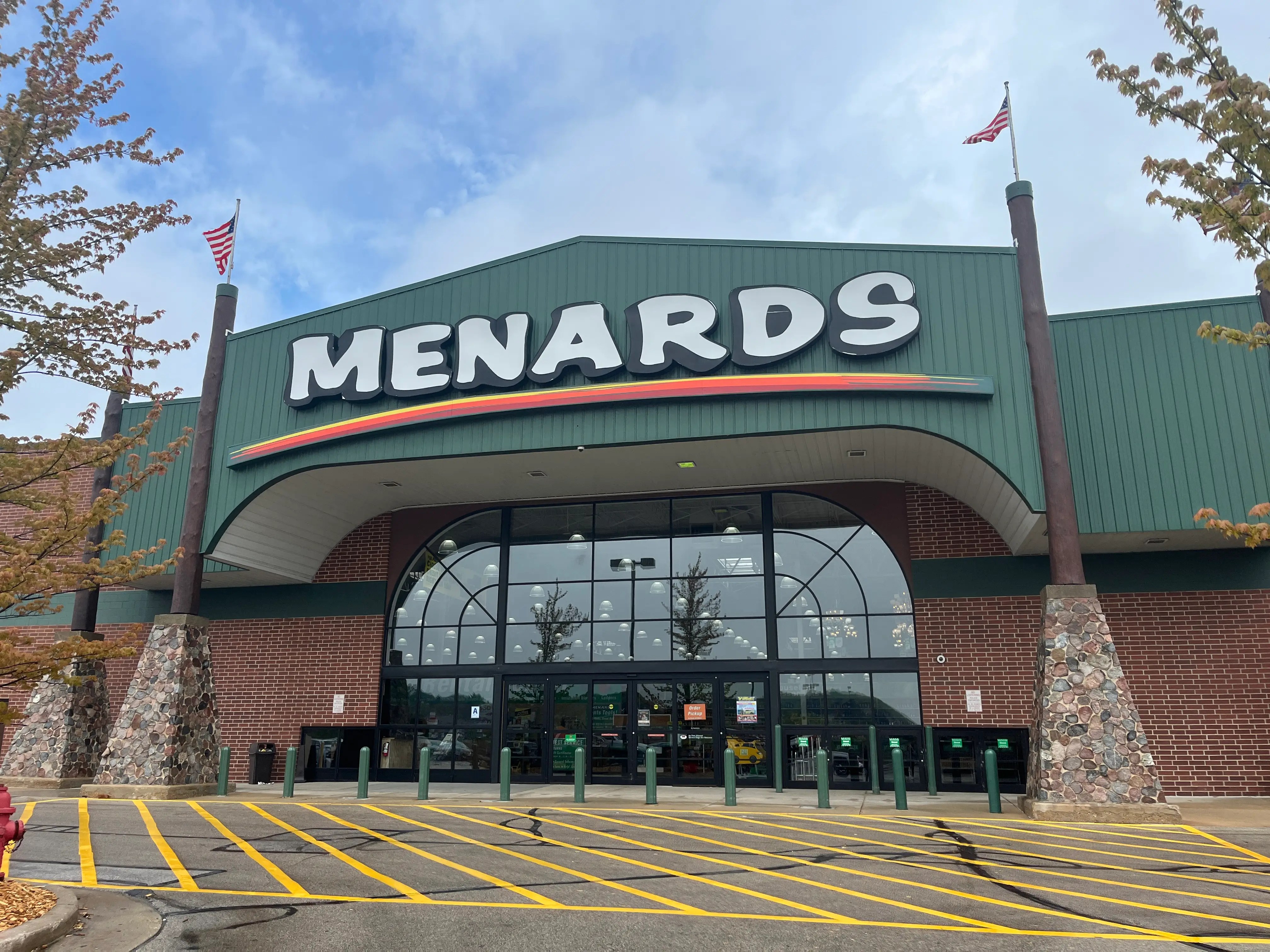 Inside Menards, the BillionaireOwned Midwest Home Improvement Chain(02)