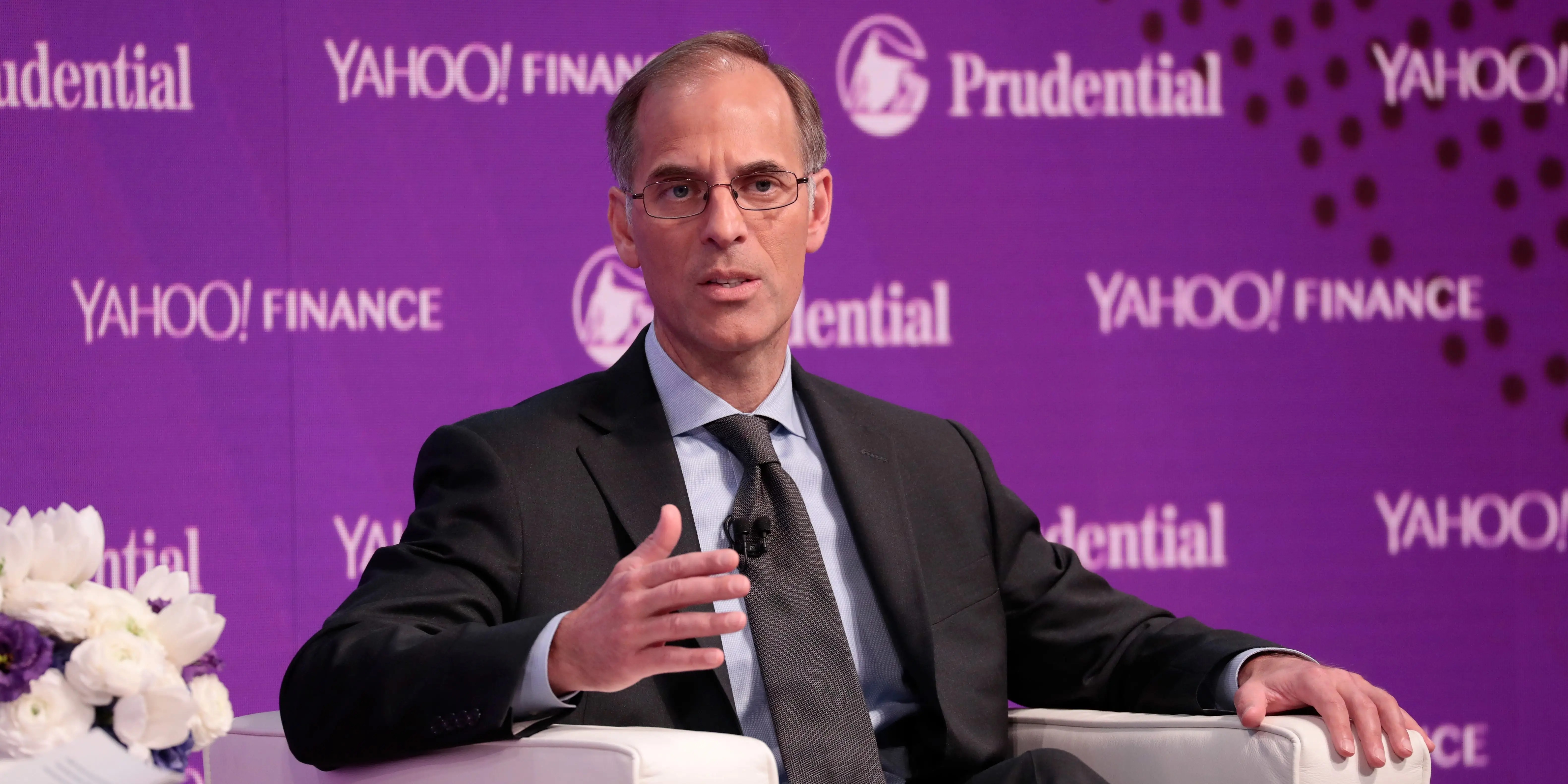 January Hiring Tops Expectations, but Economist Warns of Risks on the Horizon