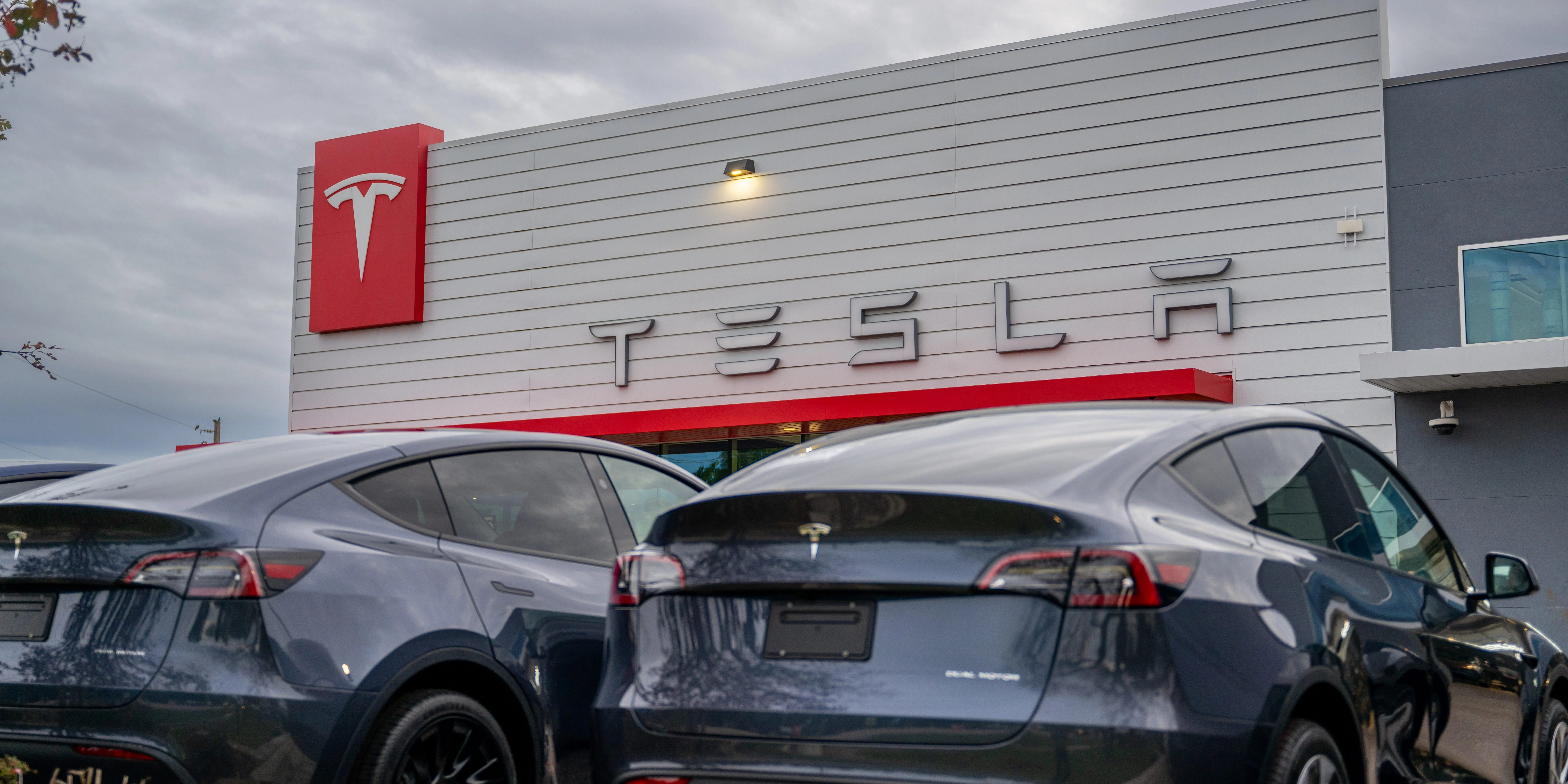 Used Tesla Prices Have Soared Since the End of the EV Tax Credit