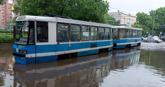 Ulewy nad Polską. Na Dolnym Śląsku ogłoszono alarmy powodziowe Pogoda