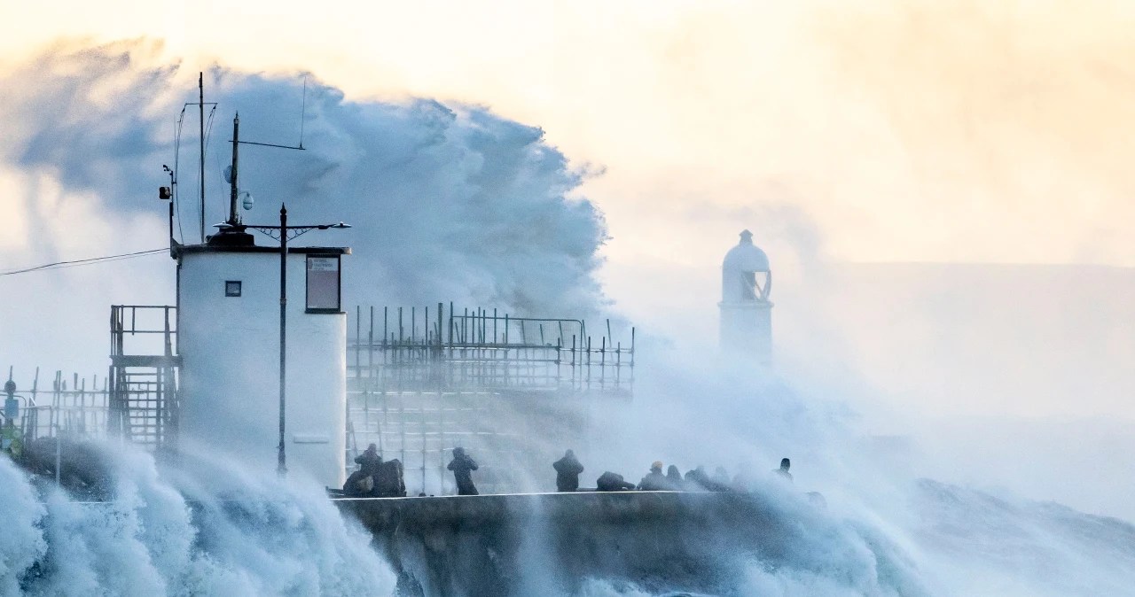 Orkan Eunice i rekord prędkości w Anglii. Niemal 200 km/h na Isle of